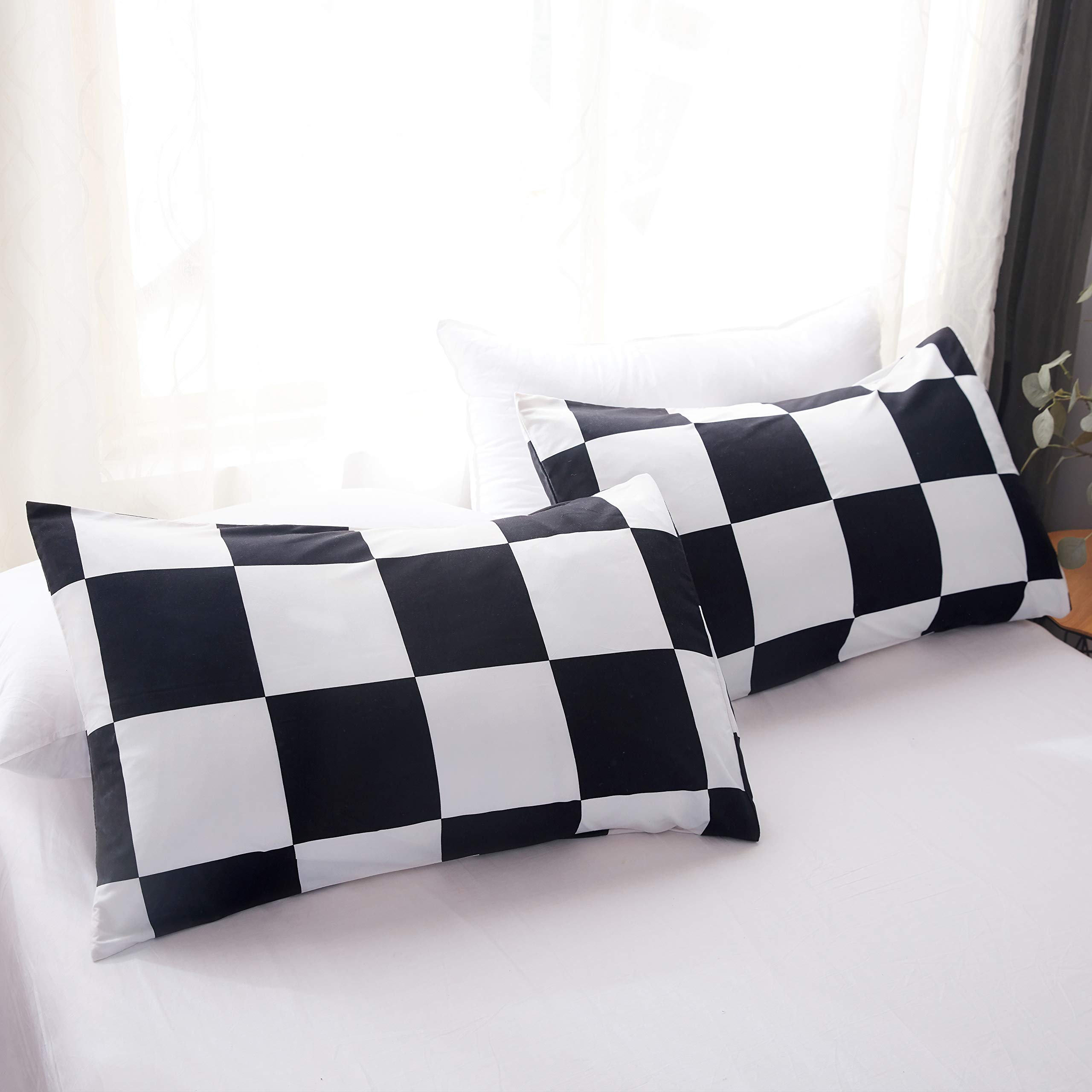Premium Queen Size Duvet Cover Set - Luxury Plaid Grid Pattern Soft Bedding with 1 Duvet Cover & 2 Pillowcases (Black/White) - Perfect for Hotel-Style Comfort, Guest Rooms & Cozy Bedroom Decor