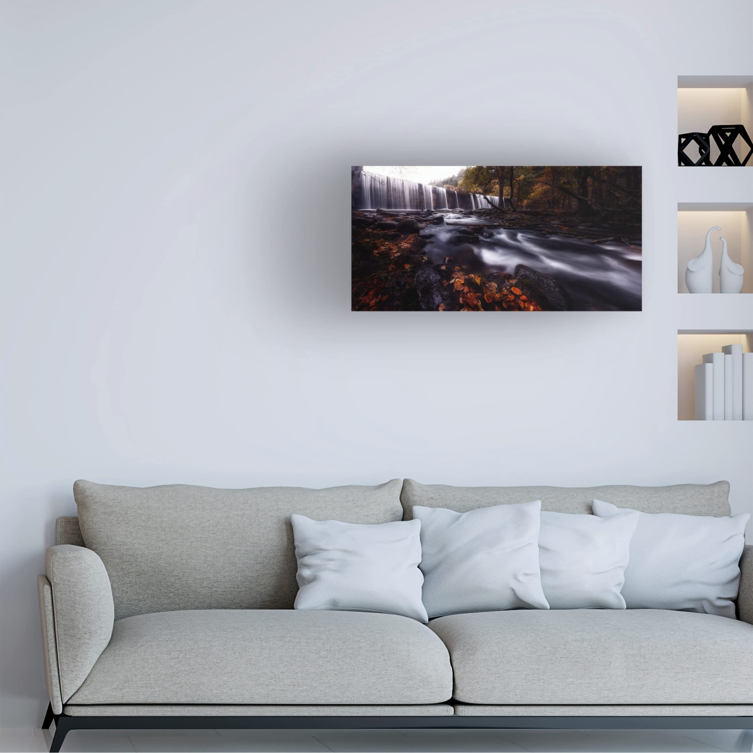 Trademark Fine Art 'Gloom' Canvas Wall Art by Mario Lechuga - Modern Abstract Painting for Living Room, Bedroom & Office Decor