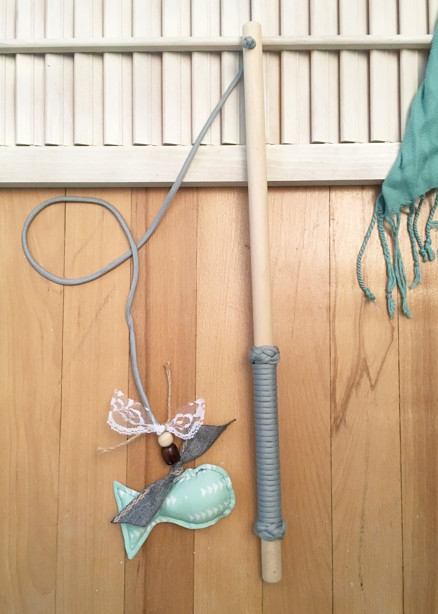 Mint Green Interactive Cat Fishing Toy - Durable & Colorful Kitten Pole Toy for Playful Cats | Indoor Pet Entertainment & Exercise