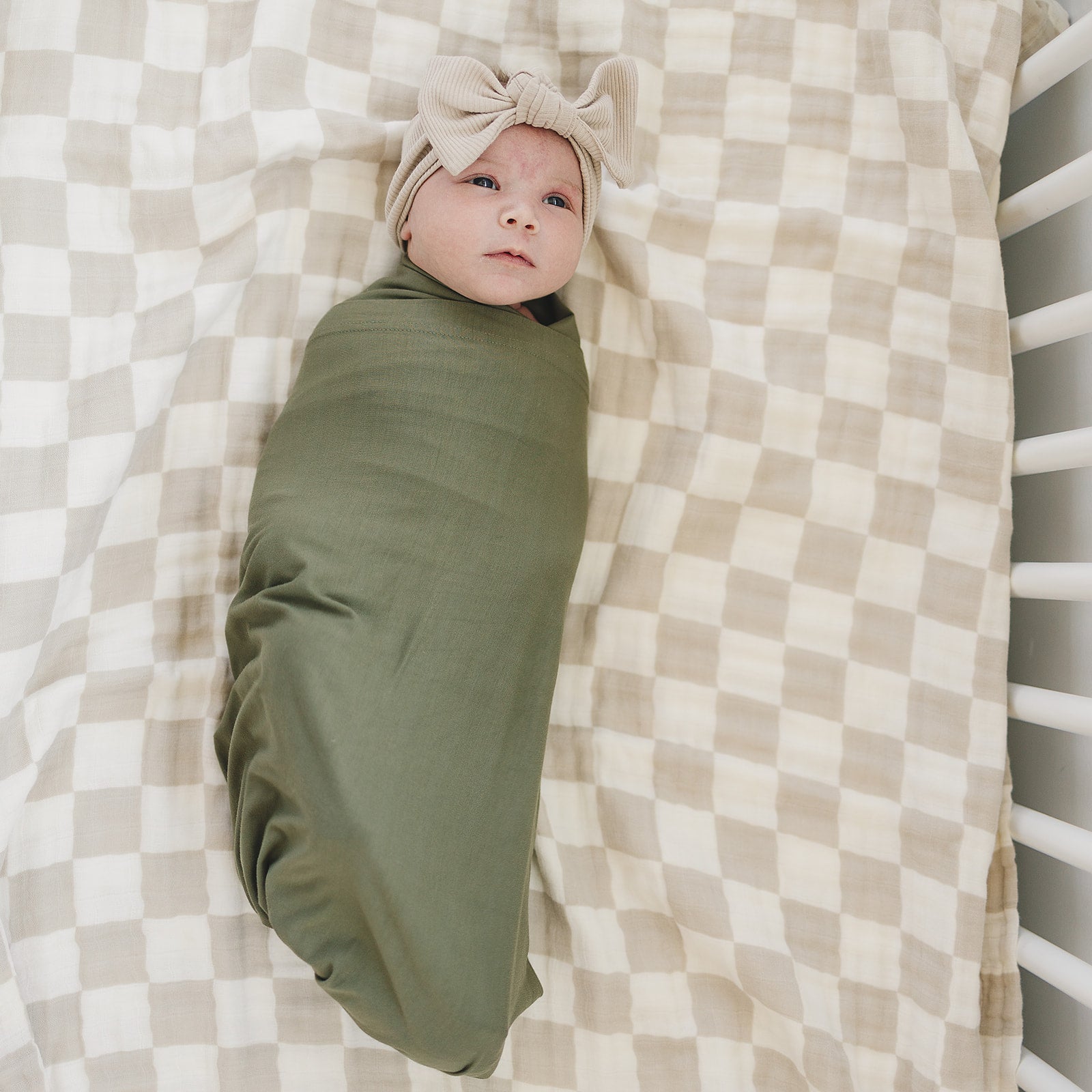 Soft Taupe Checkered Muslin Quilt - Lightweight Breathable Bedspread for All Seasons | Perfect for Bedroom, Guest Room & Cozy Home Decor