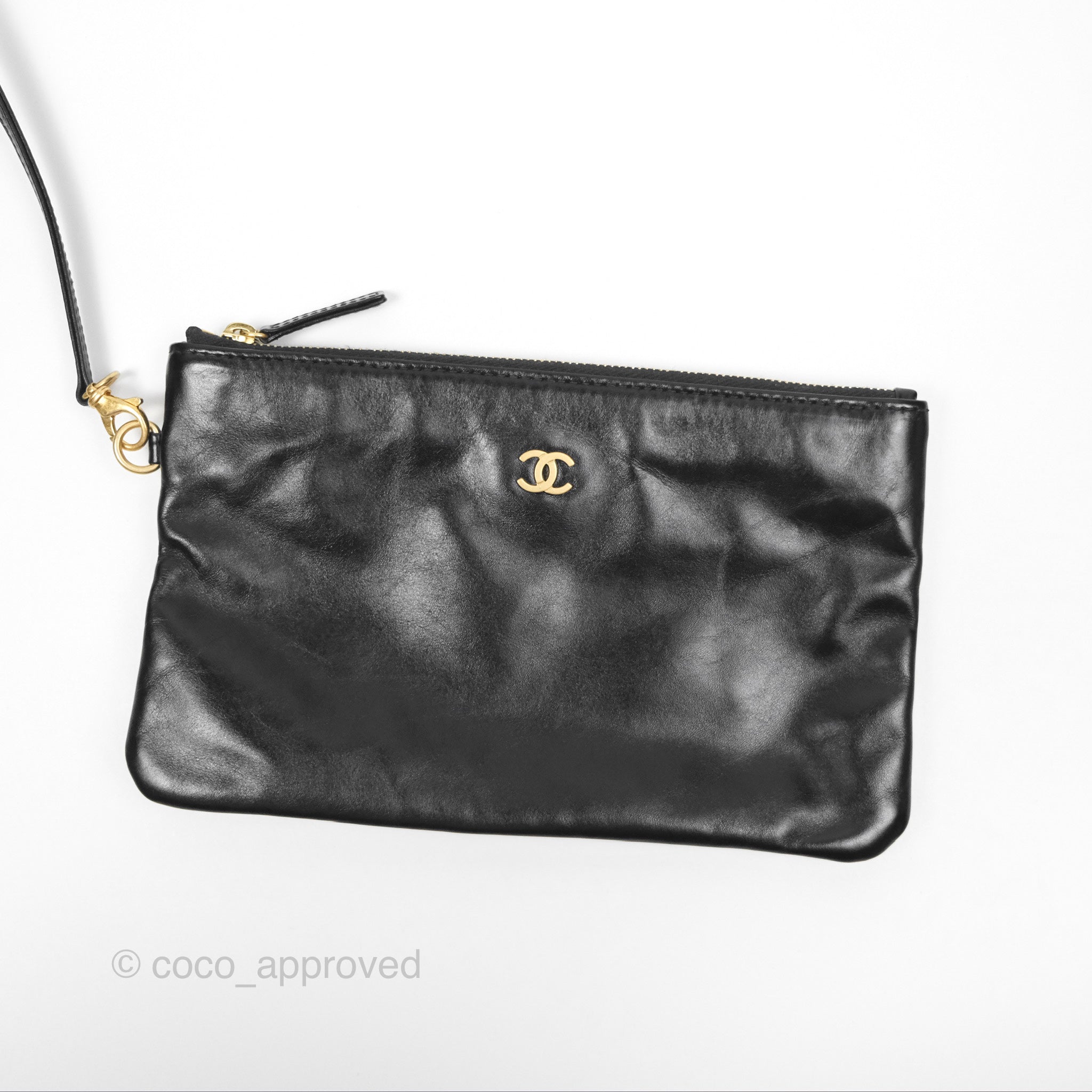 Chanel 22 Medium Black Crumpled Calfskin Leather Shoulder Bag with Aged Gold Hardware - Luxury Handbag for Women, Perfect for Work, Travel & Evening Events