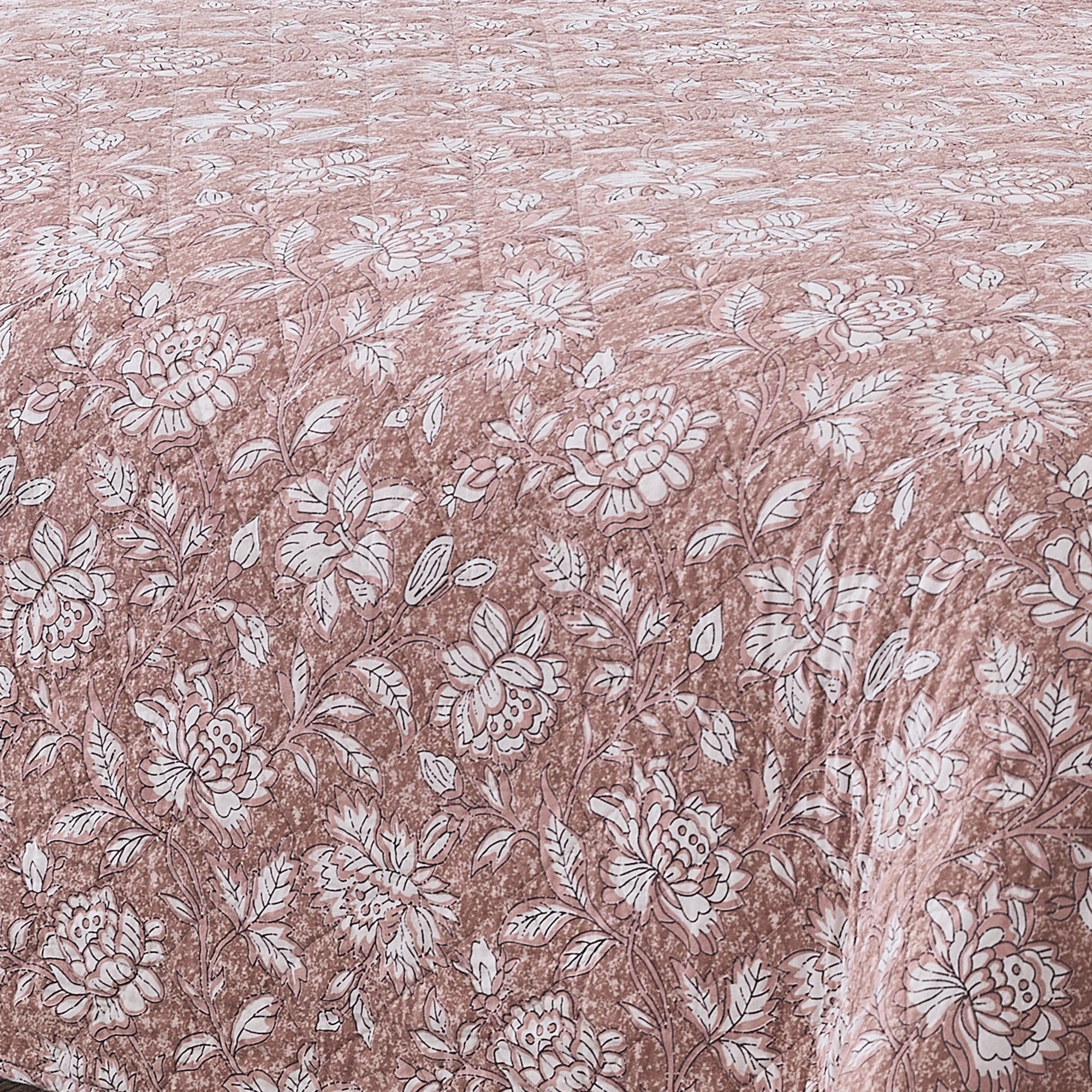 Zara Floral Block Reversible Cotton Quilt Set - Queen Size Bedding, Soft & Breathable Comforter Cover with Pillowcases - Perfect for Spring & Summer Bedroom Decor