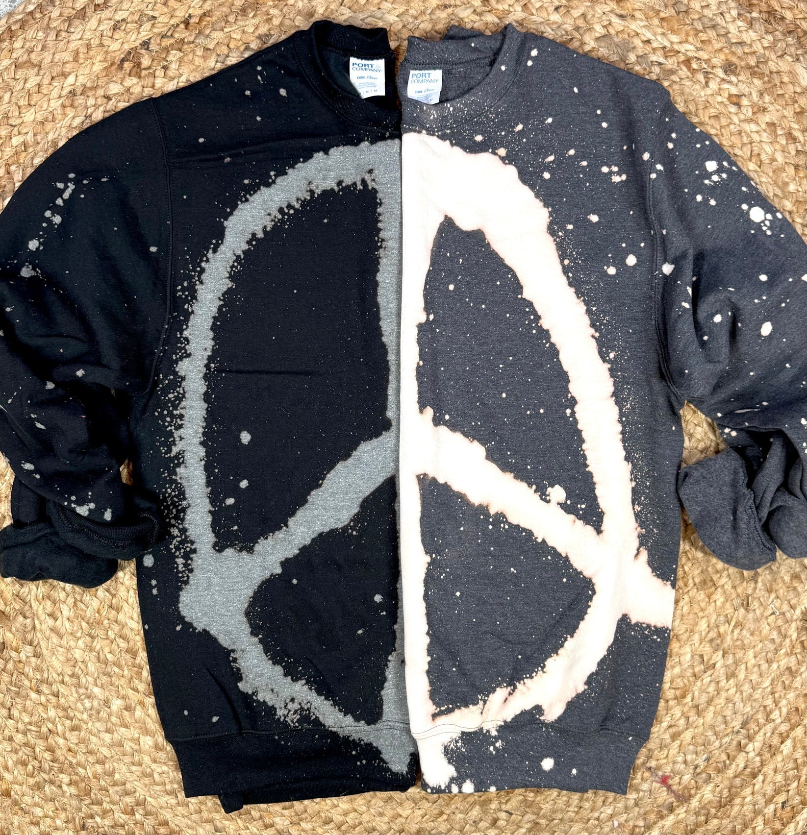Grafitti Peace Sweatshirt - Unisex Pullover Hoodie in Black & White | Streetwear Fashion, Urban Style, Casual Wear for Men & Women