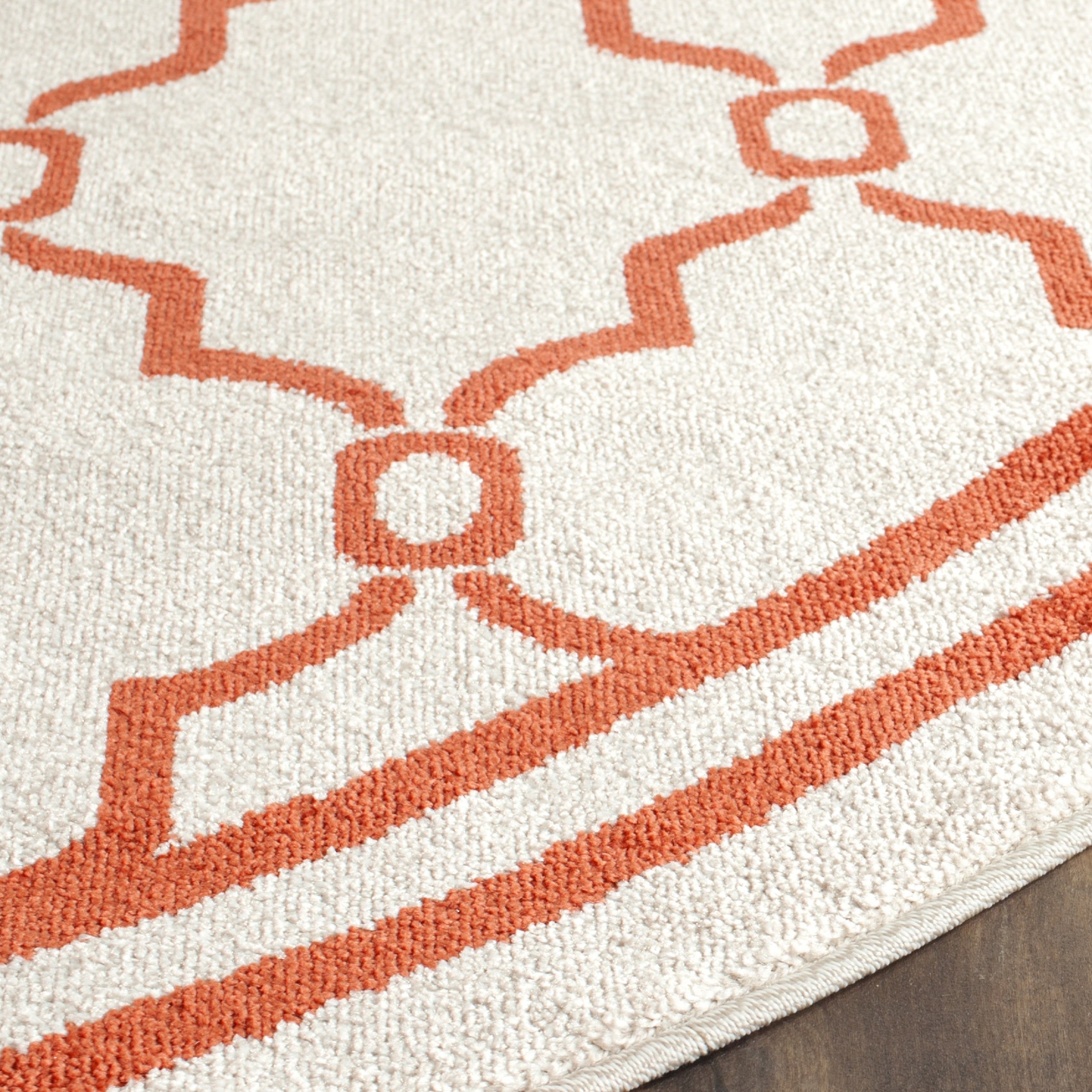 SAFAVIEH Amherst Collection 7' Round Beige & Orange AMT414F Trellis Pattern Non-Shedding Area Rug for Dining Room, Living Room, Bedroom or Entryway - Soft & Durable Floor Decor for Home & Office