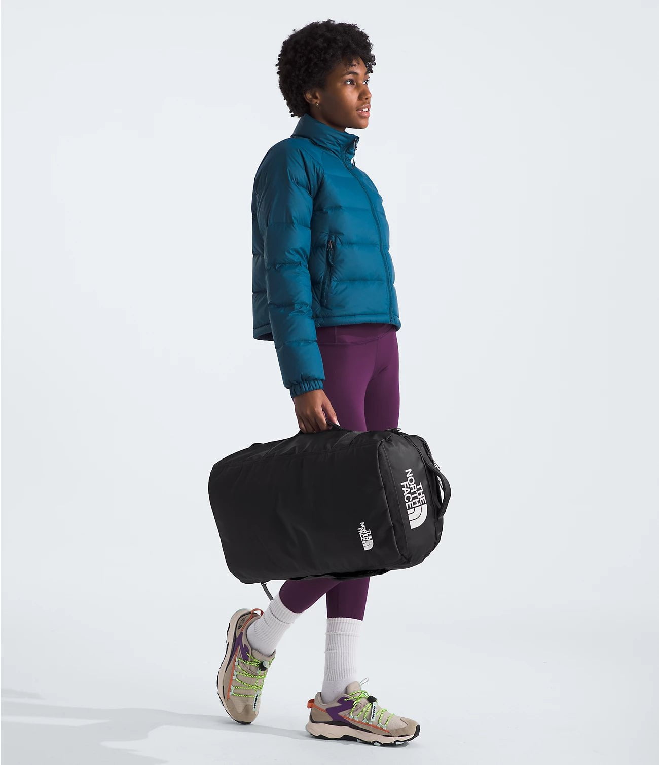 The North Face Base Camp Voyager Duffel 32L - Durable Travel Duffel Bag for Hiking, Camping & Gym - Water-Resistant & Lightweight Carry-On Luggage