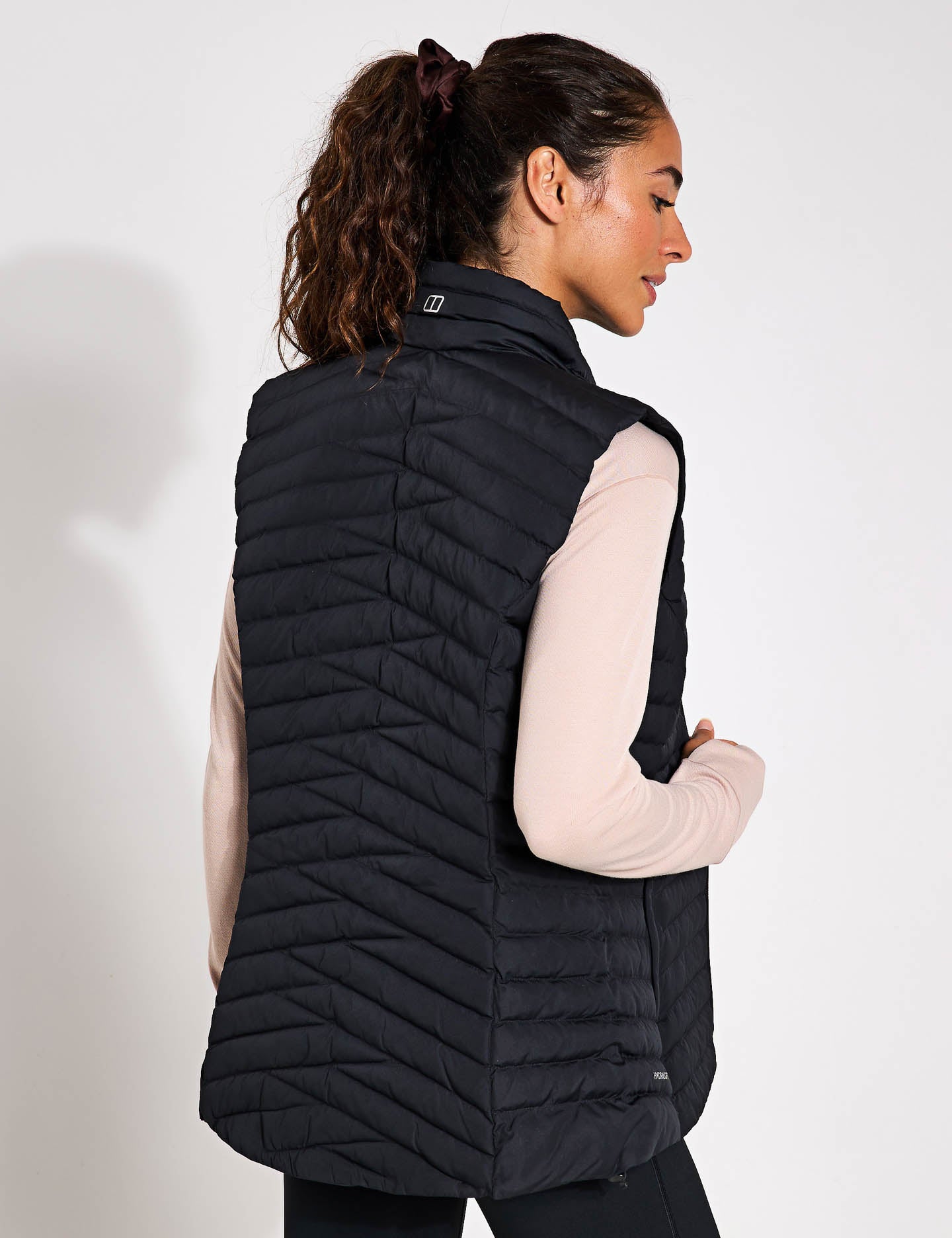 Nula Vest for Men & Women - Lightweight & Breathable Jet Black Outdoor Jacket - Perfect for Hiking, Running, and Travel