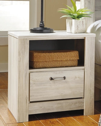 Bellaby Queen Size Crossbuck Panel Bed Frame with 2 Nightstands - Rustic Farmhouse Bedroom Set for Master Bedroom Decor