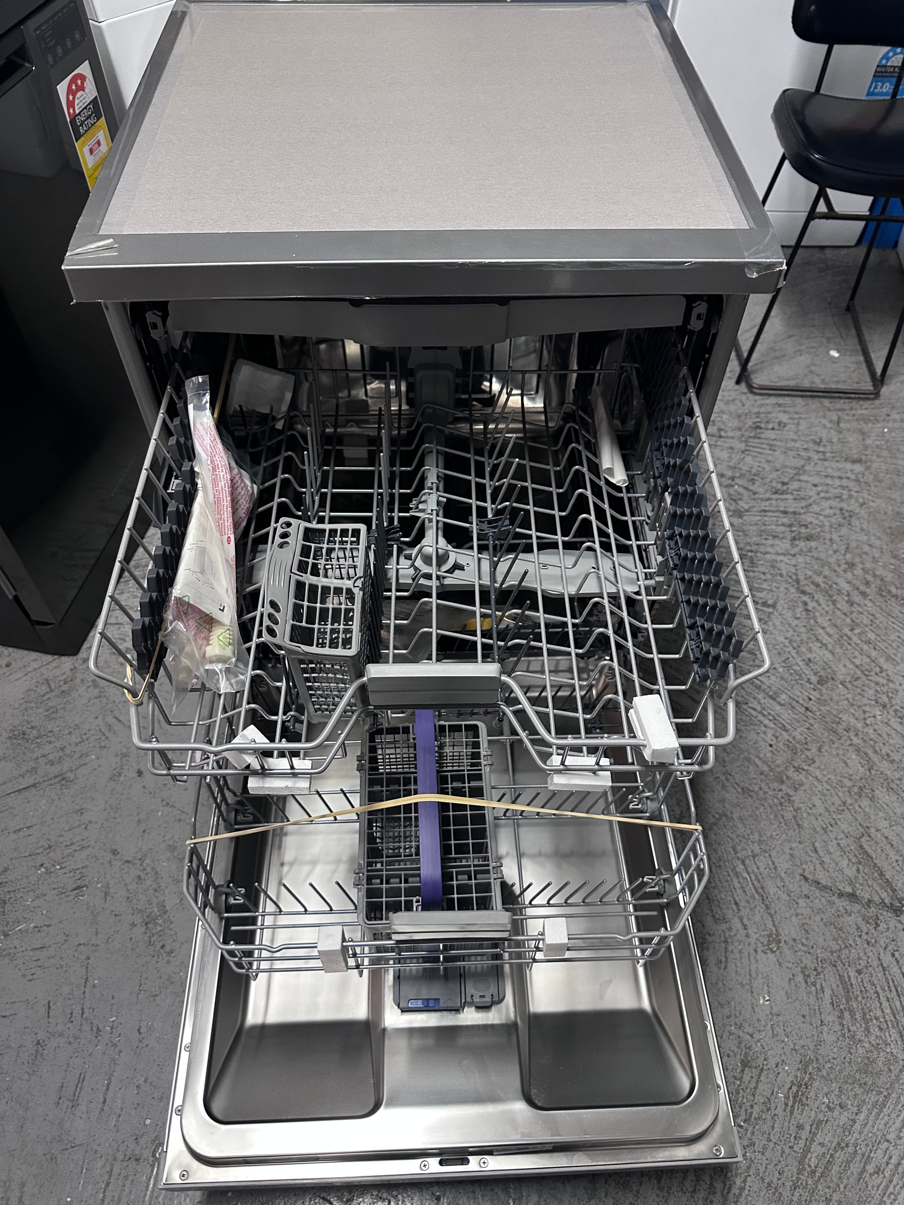 Beko 60cm Freestanding Dishwasher - 16 Place Settings, Platinum Steel Finish, Energy Efficient (Model BDFB1630X) [Factory Second] - Perfect for Small Kitchens, Apartments & Open-Plan Living Spaces