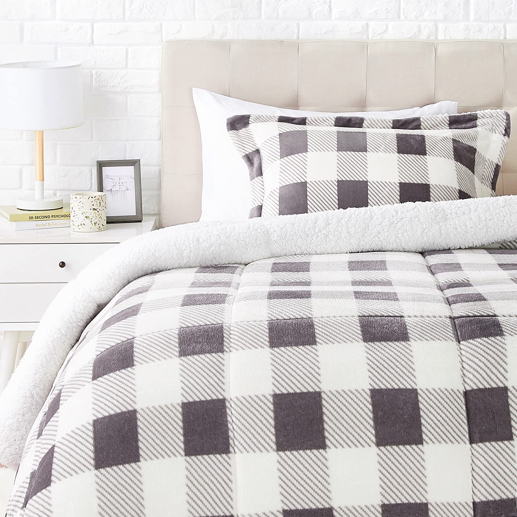 Amazon Basics Ultra-Soft Micromink Sherpa Comforter Bed Set - Twin Size, Gray Gingham Plaid Pattern, Cozy Winter Bedding for Warm & Comfortable Sleep - Perfect for Cold Weather, Guest Rooms & Dorm Essentials