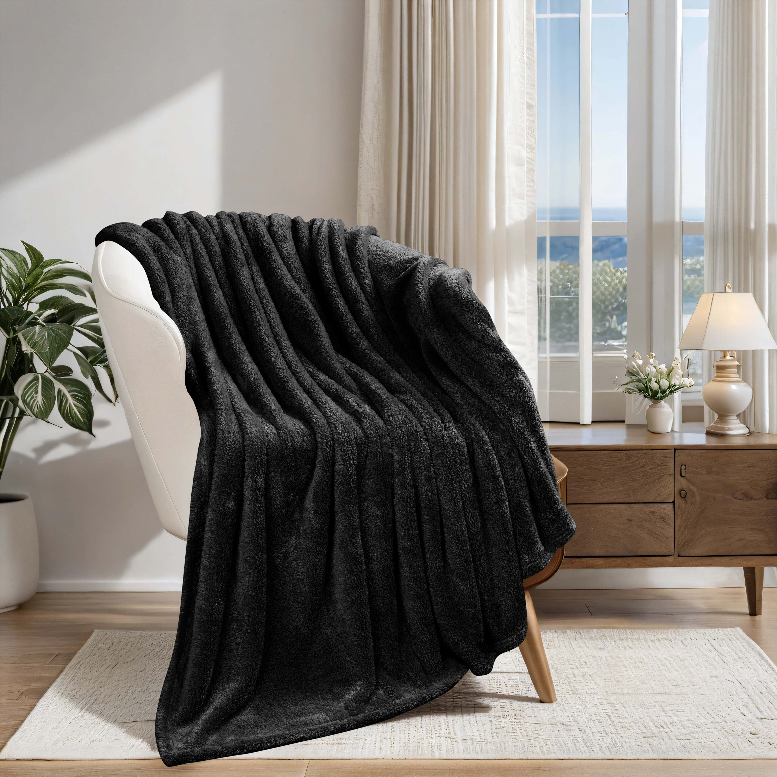 Classic Solid Fleece Plush Medium Weight Fluffy Soft Blanket - Cozy & Warm for Bed, Sofa, Travel & Gifts | Ultra-Soft Throw Blanket for All Seasons