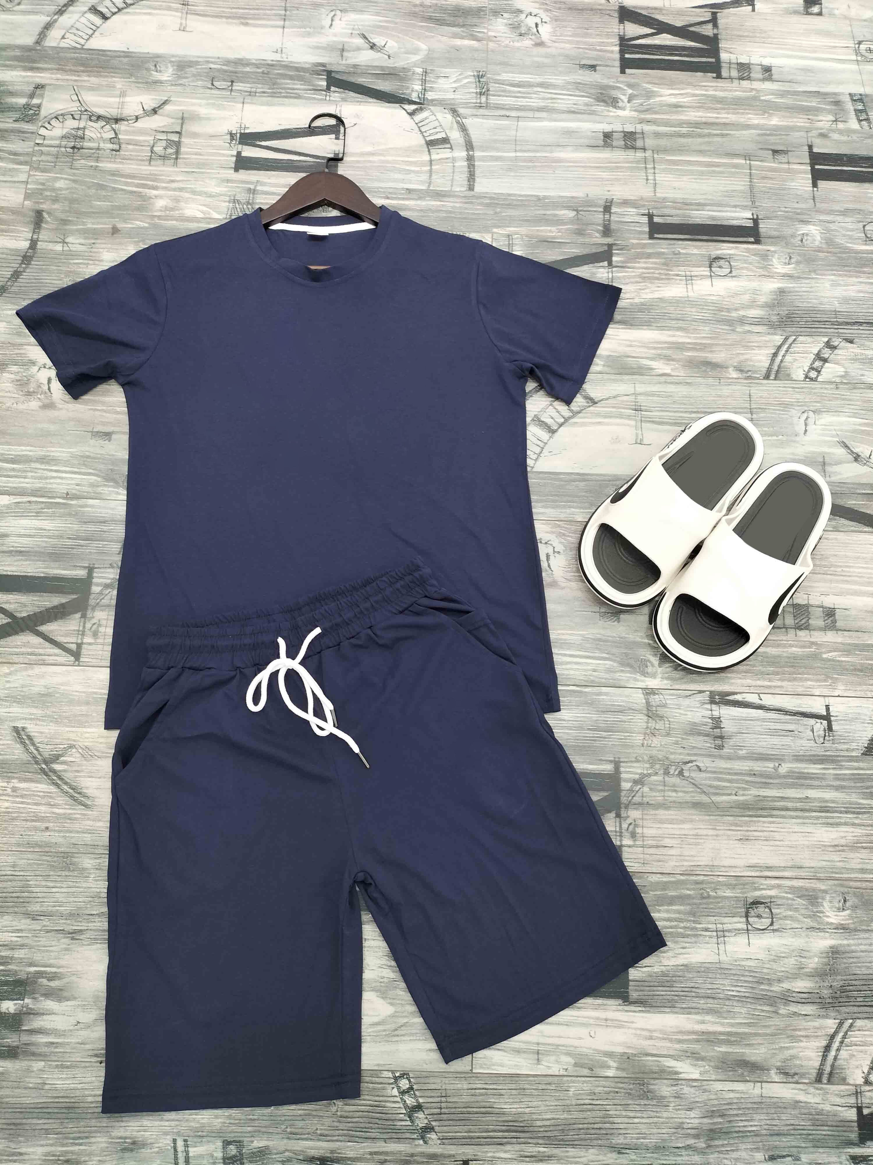 Men's Casual Short Sleeve T-Shirt and Shorts Set - Comfortable Summer Outfit for Beach, Gym, and Outdoor Activities