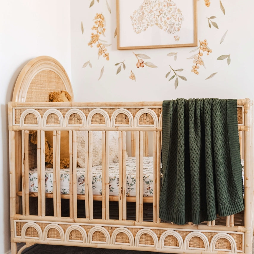 Snuggle Hunny Diamond Knit Baby Blanket - Soft Olive Green Swaddle Blanket for Newborns & Infants | Perfect for Nursery, Stroller & Photo Shoots