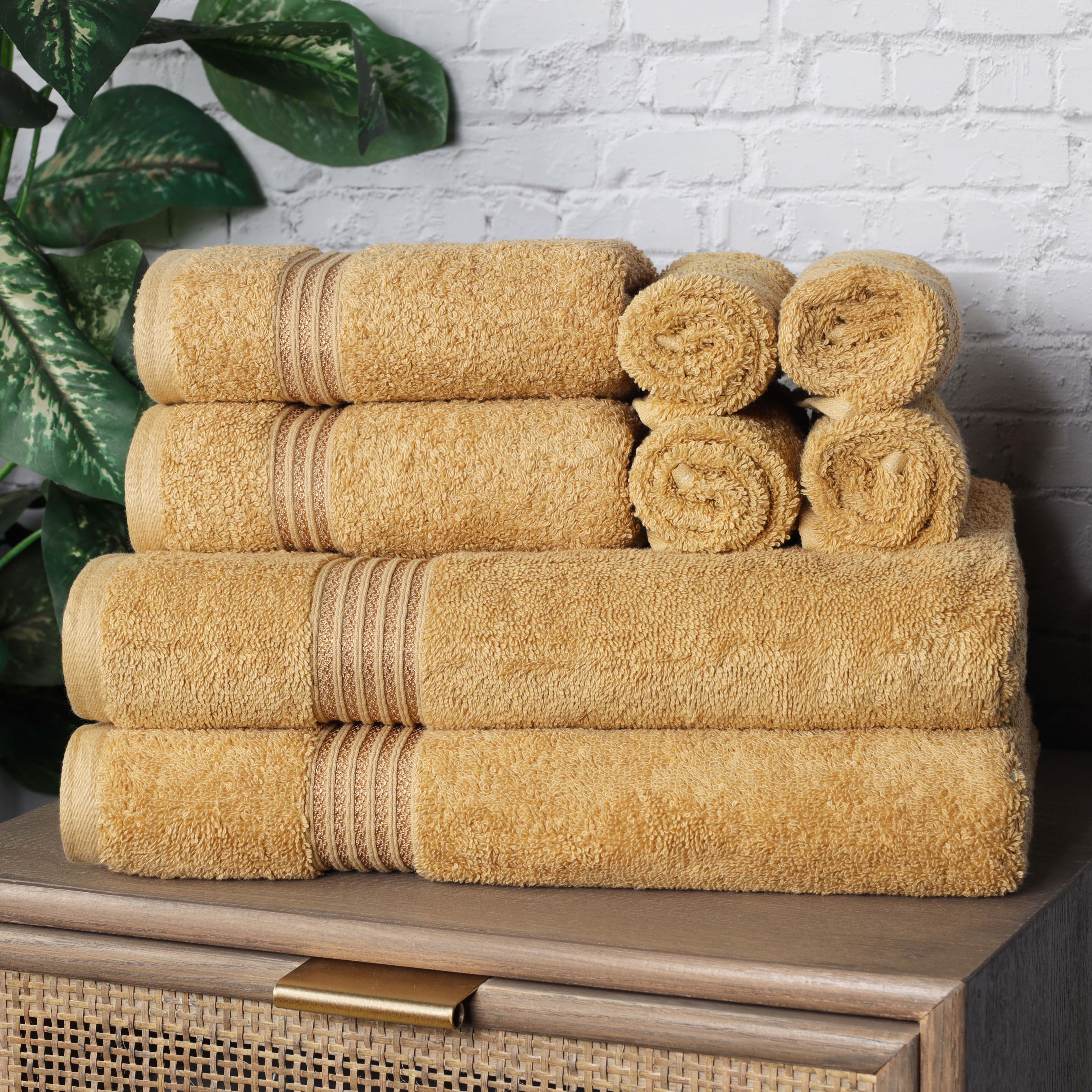Premium Egyptian Cotton 8-Piece Bath Towel Set - Ultra Soft, Highly Absorbent & Quick-Drying - Perfect for Spa, Bathroom & Beach Use