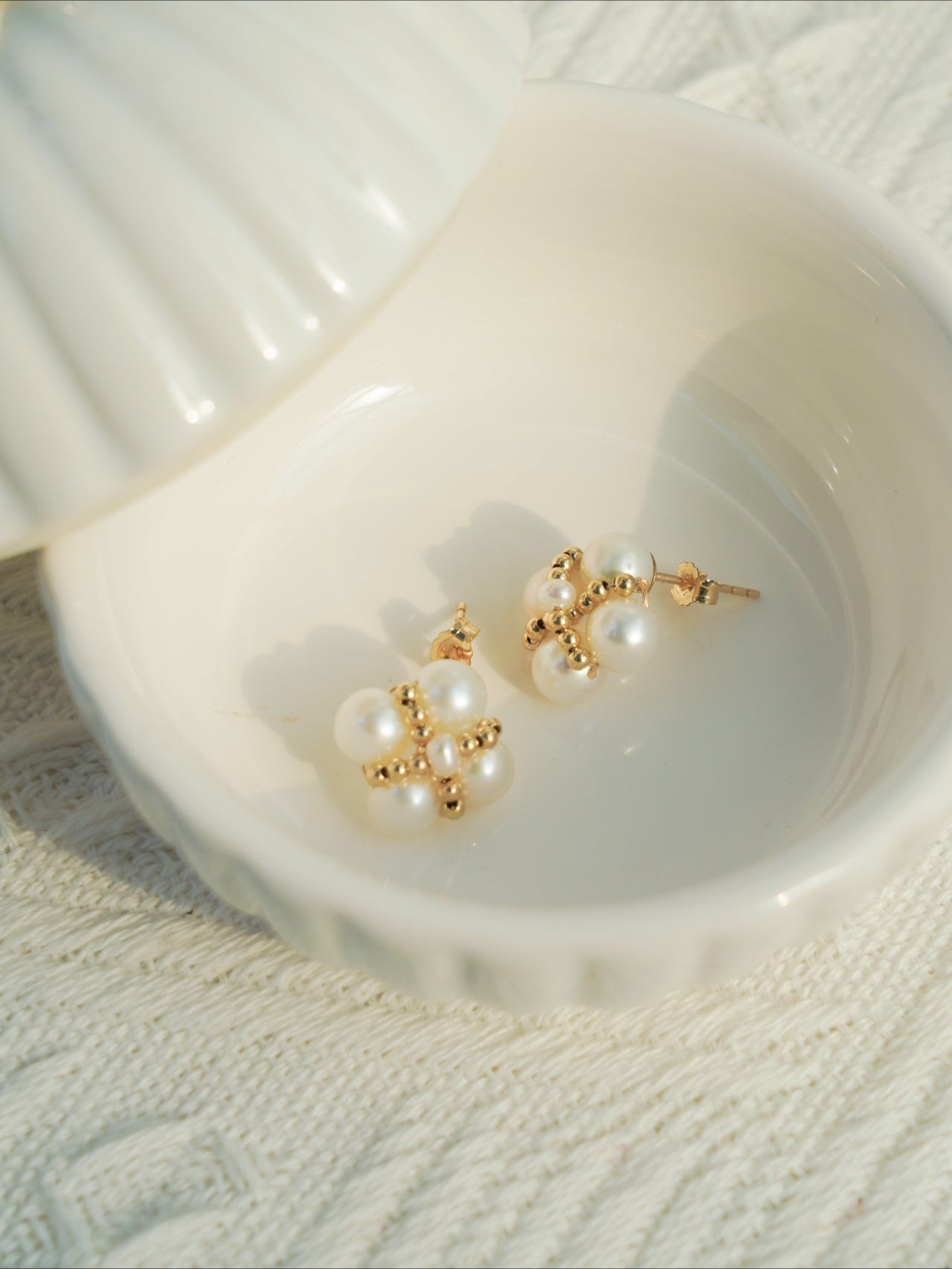 COCOKIM Lucky Clover Embellished Earrings - Elegant Stud Ear Clips for Women - Perfect for St. Patrick's Day, Weddings & Everyday Fashion Accessories