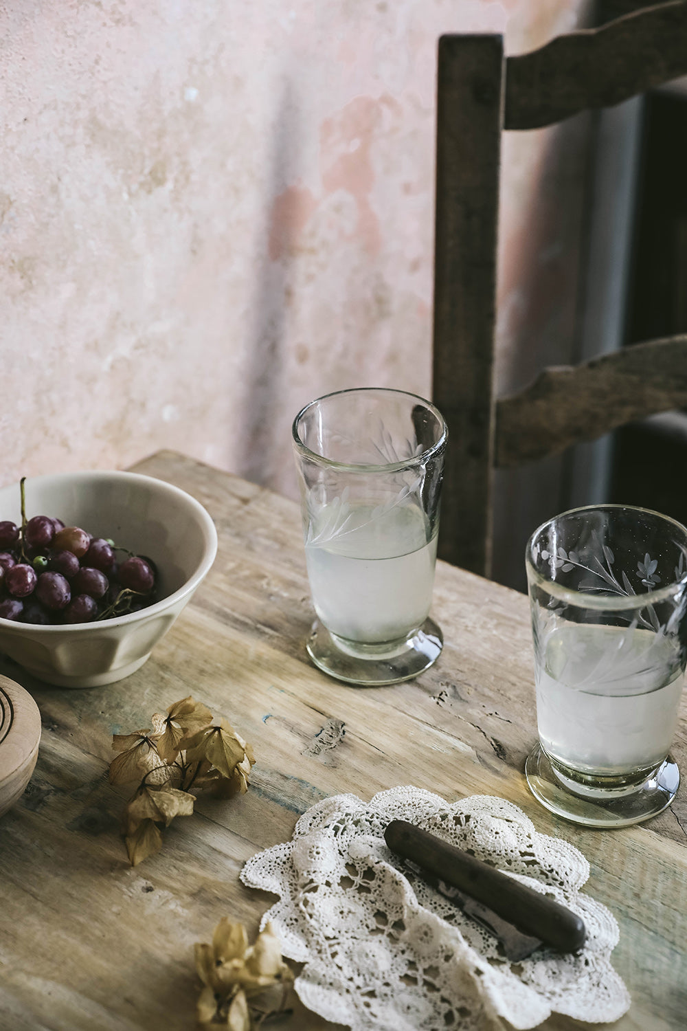 Elegant Hand-Etched Floral Glassware Set - Tall Footed Drinking Glasses for Wine, Cocktails & Special Occasions - Perfect for Weddings, Parties & Home Decor