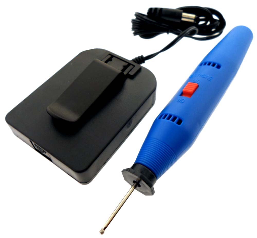DYNAMIC MINI ENGRAVER with Diamond Tip - TJ06-99906-86 | Handheld Engraving Tool for Metal, Glass, Wood & Plastic | Dual Power: 4 AA Batteries or 6V Adapter | Compact & Portable with Built-In Clip | Perfect for DIY Crafts, Jewelry Making & Personalization Gifts