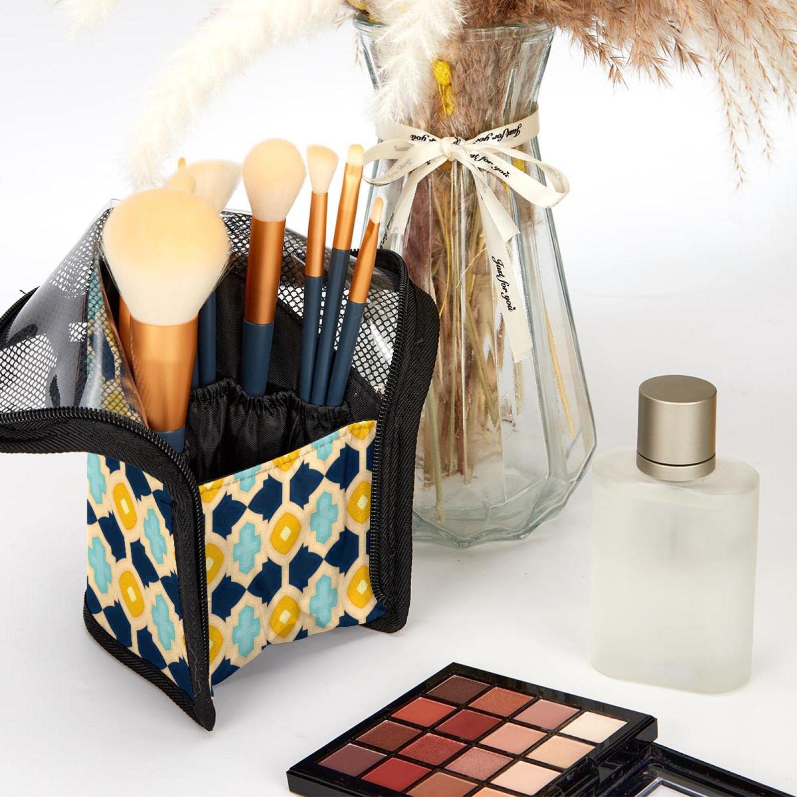Premium 12-Piece Makeup Brush Organizer Bag with Abstract Marble Texture - Portable Travel Brush Holder Case for Professional & Home Makeup Application