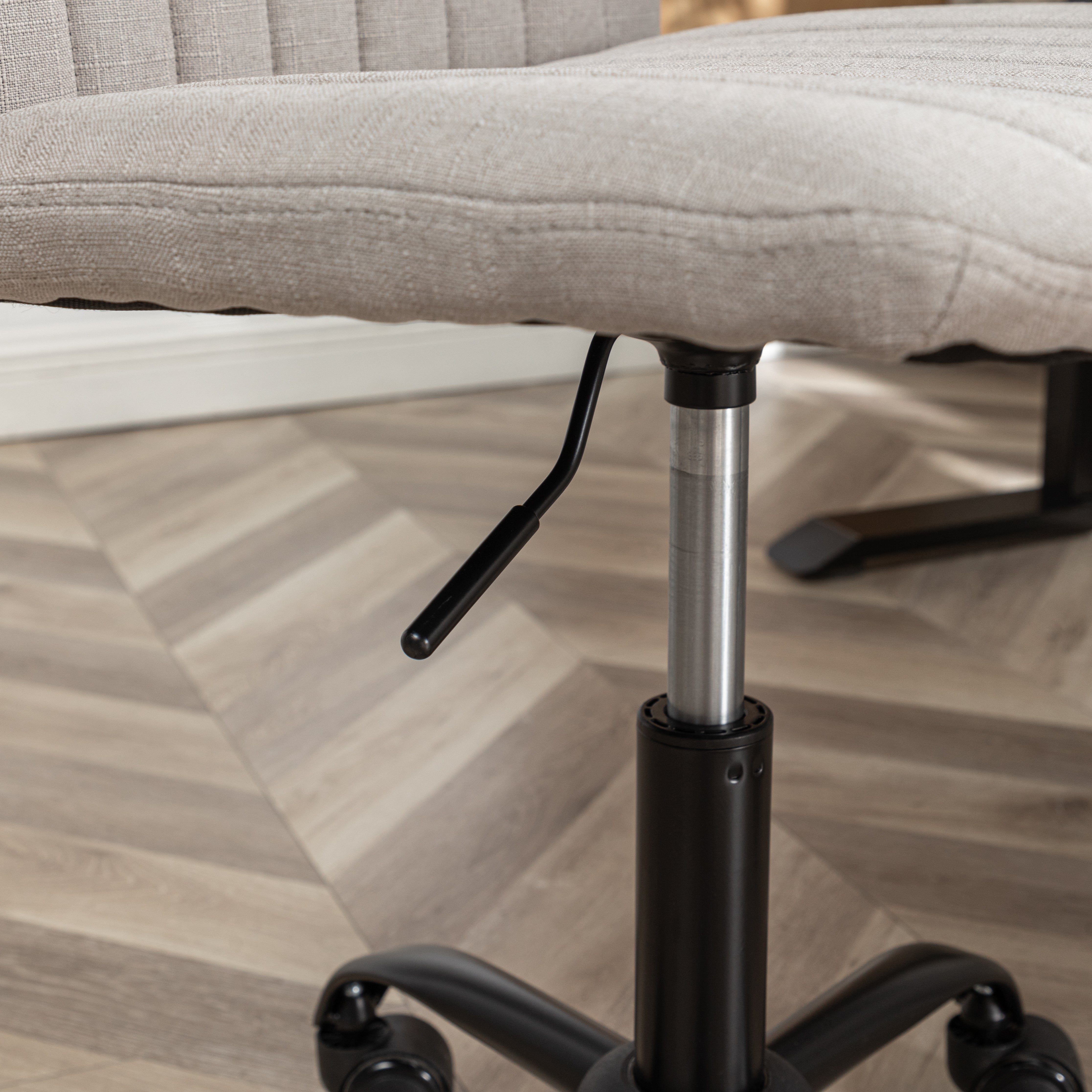 Roundhill Furniture Masar Fabric Swivel Office Chair - Ergonomic Desk Chair with Adjustable Height & Lumbar Support for Home & Office Workspace