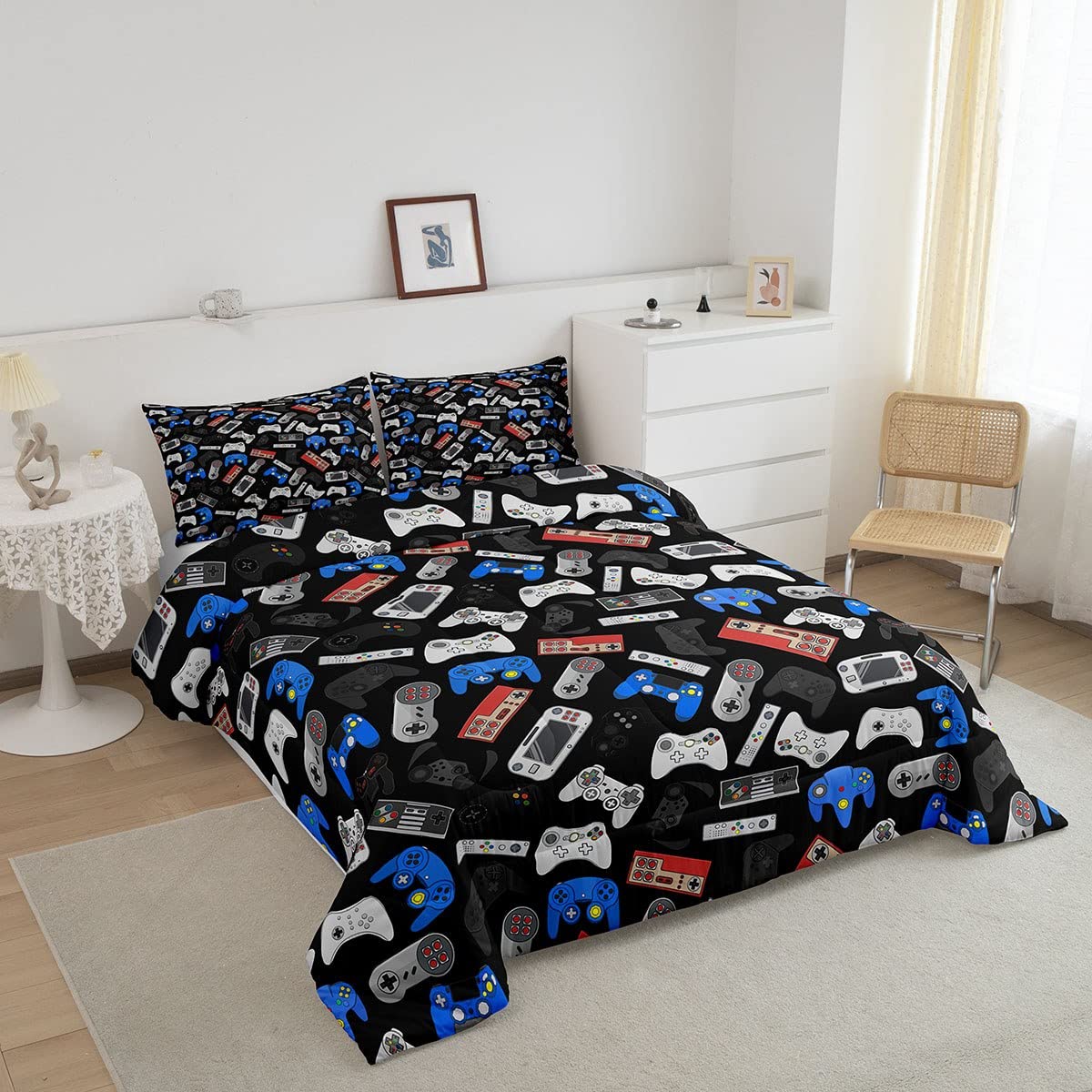 Feelyou Video Game Comforter Set - Gaming Bedding with Console Gamepad Print, Quilted Duvet Cover & 2 Pillowcases (Full Size, 3Pcs, Black) - Perfect for Gamers' Bedroom Decor & Gaming Themed Sleepovers