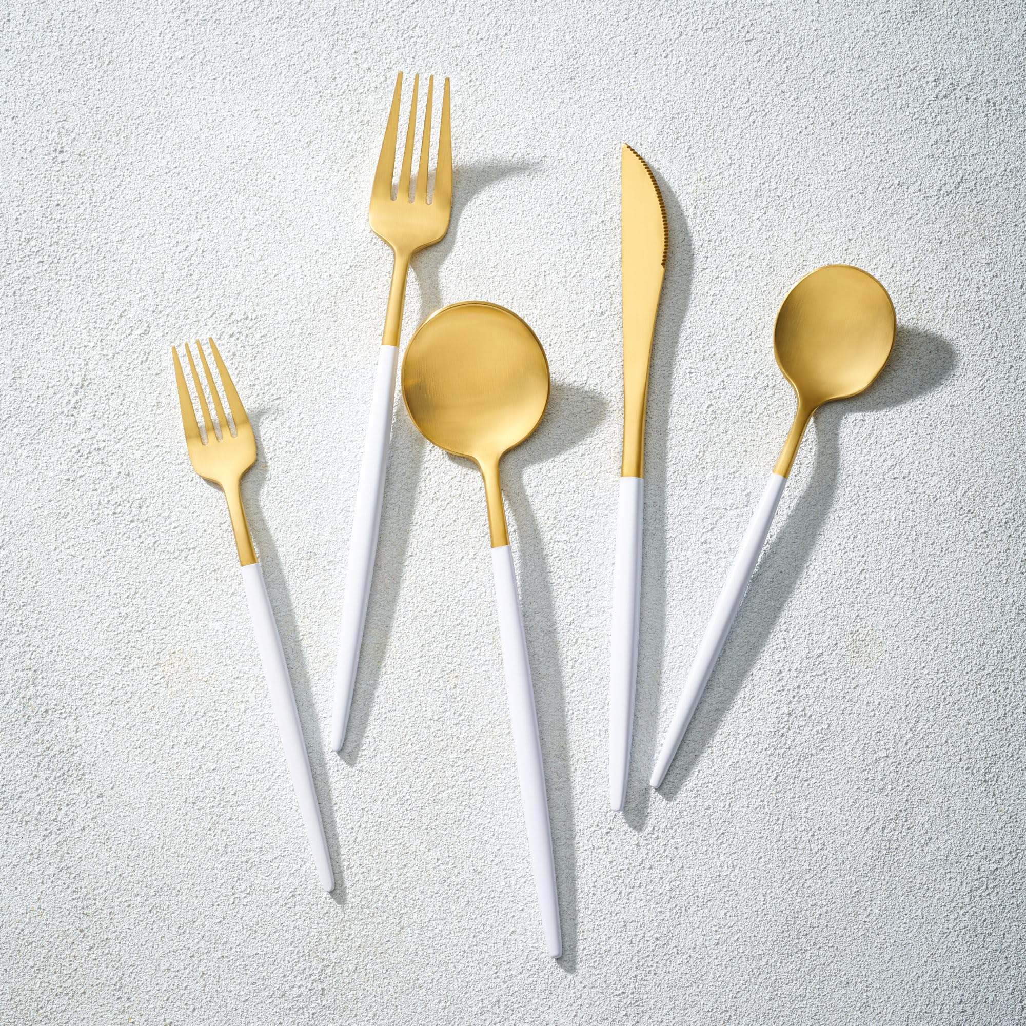 Vikko Decor Modern Flatware Set - Matte White & Gold 20-Piece Stainless Steel Silverware Set (18/10) for Upscale Dining - Long Handled Cutlery Service for 4 - Elegant Two-Tone Flatware for Weddings, Dinner Parties & Fine Dining