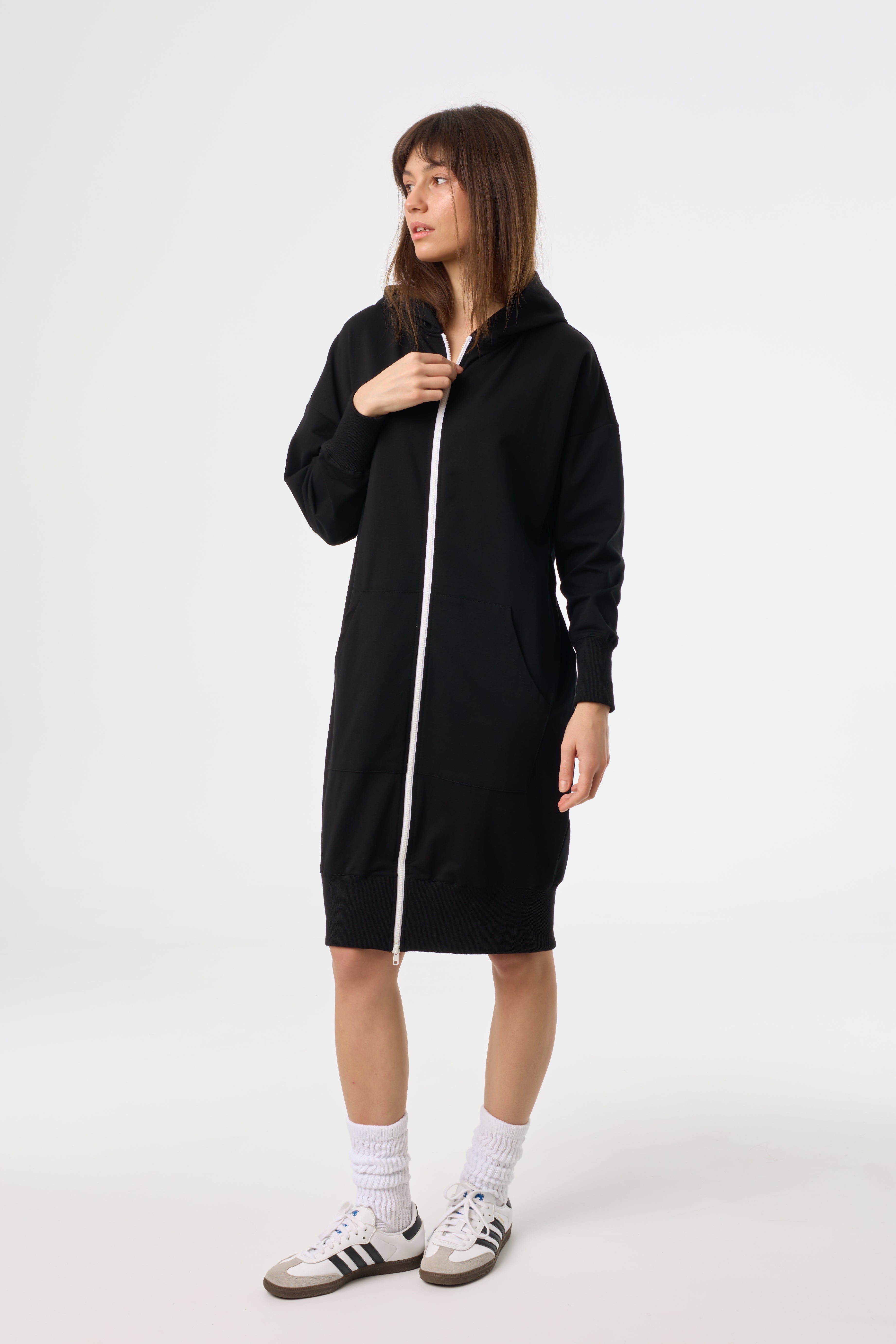 Black and White Zipper Sweatshirt Dress for Women | Stylish Casual Pullover Hoodie Dress | Perfect for Streetwear, Lounge Wear & Fall Fashion Outfits