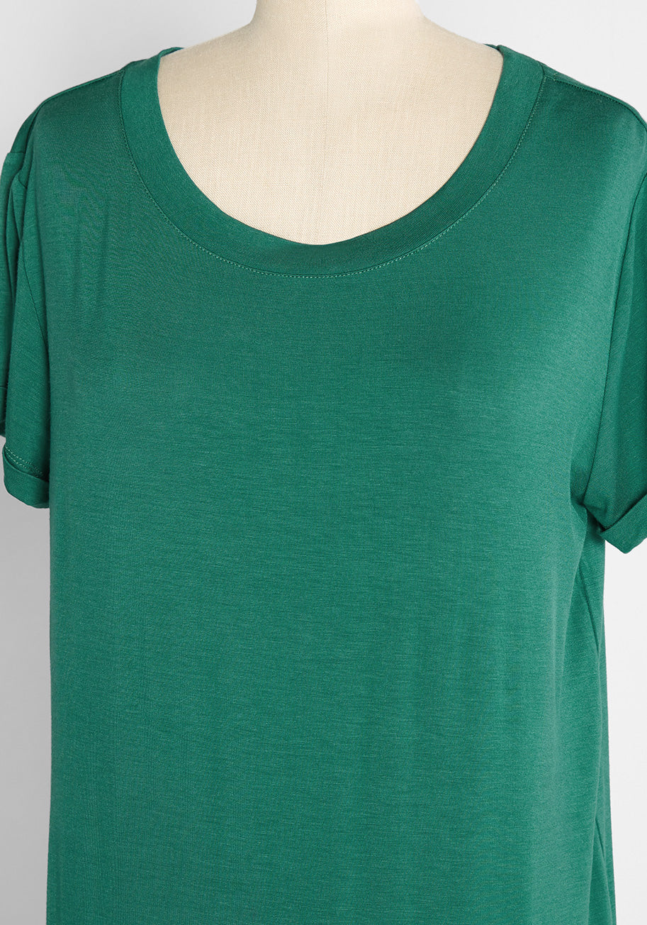 Simplicity on a Saturday Tunic - Women's Casual Flowy Blouse for Weekend Outings & Brunch Dates | Comfortable Loose Fit Top for Relaxing, Shopping & Coffee Dates