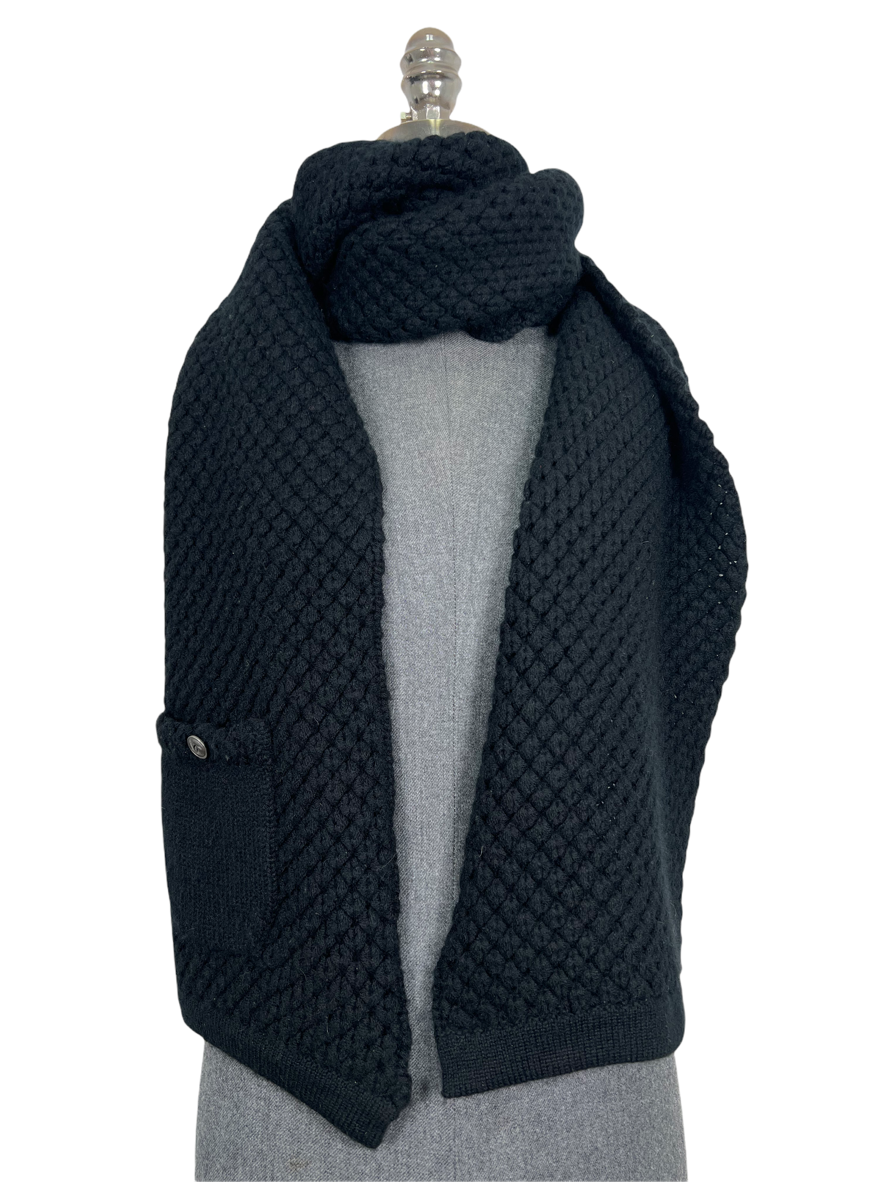Chanel Textured Cashmere CC Pocket Oblong Scarf - Luxury Women's Winter Fashion Accessory for Office, Travel & Special Occasions