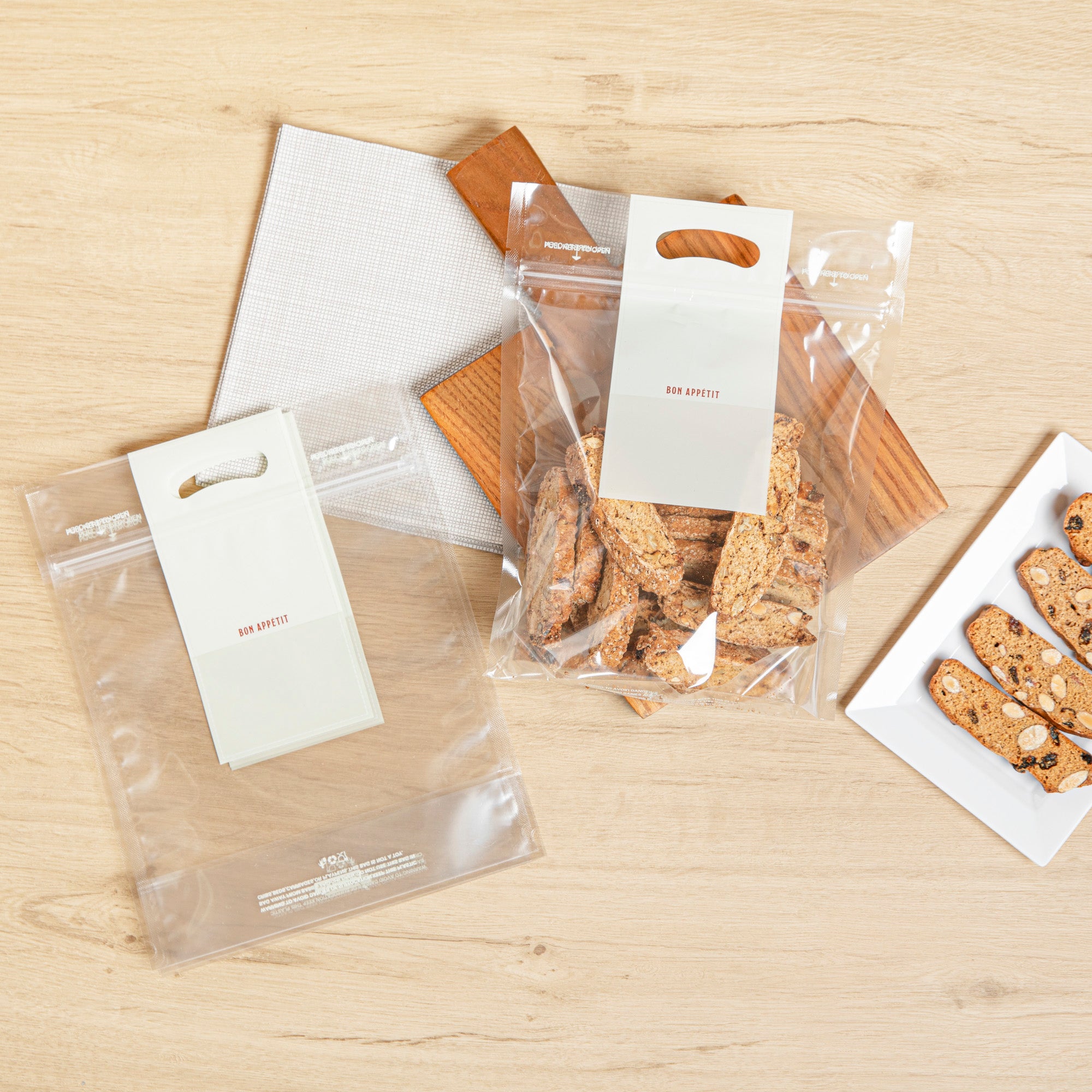 Clear Plastic Gusset Zipper Bags with Handles - 8.25