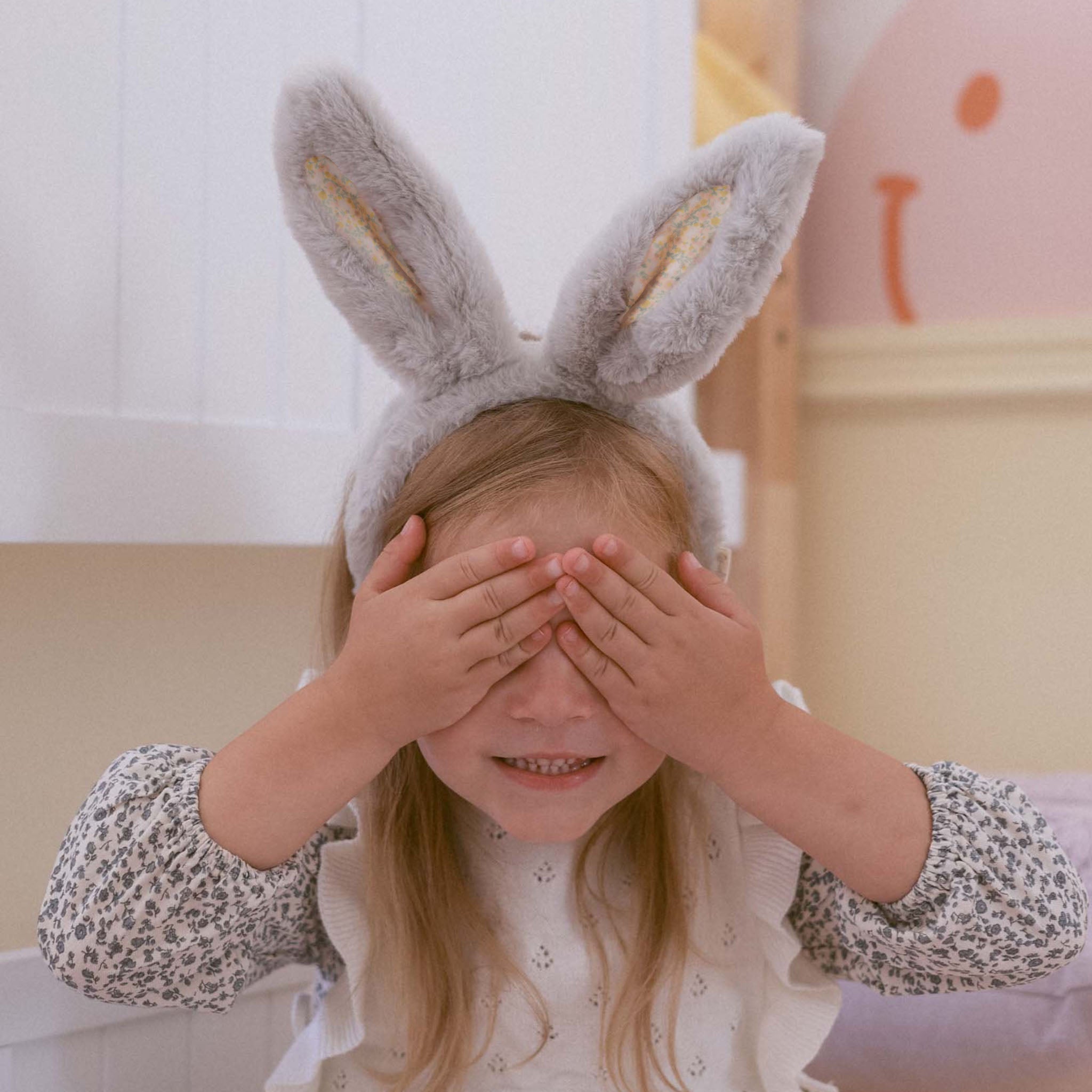 Fluffy Bunny Ear Headband - Soft & Comfortable Hair Accessory for Women & Girls - Perfect for Cosplay, Halloween, Parties & Photo Shoots