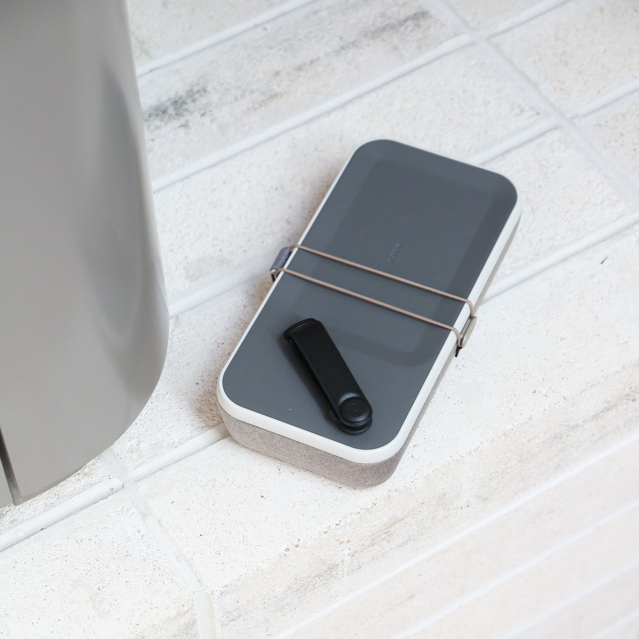 ORBITKEY Nest V2 Organizer - Compact Leather Desk Accessory for Keys, Cards & Small Essentials | Home Office & Travel Storage Solution