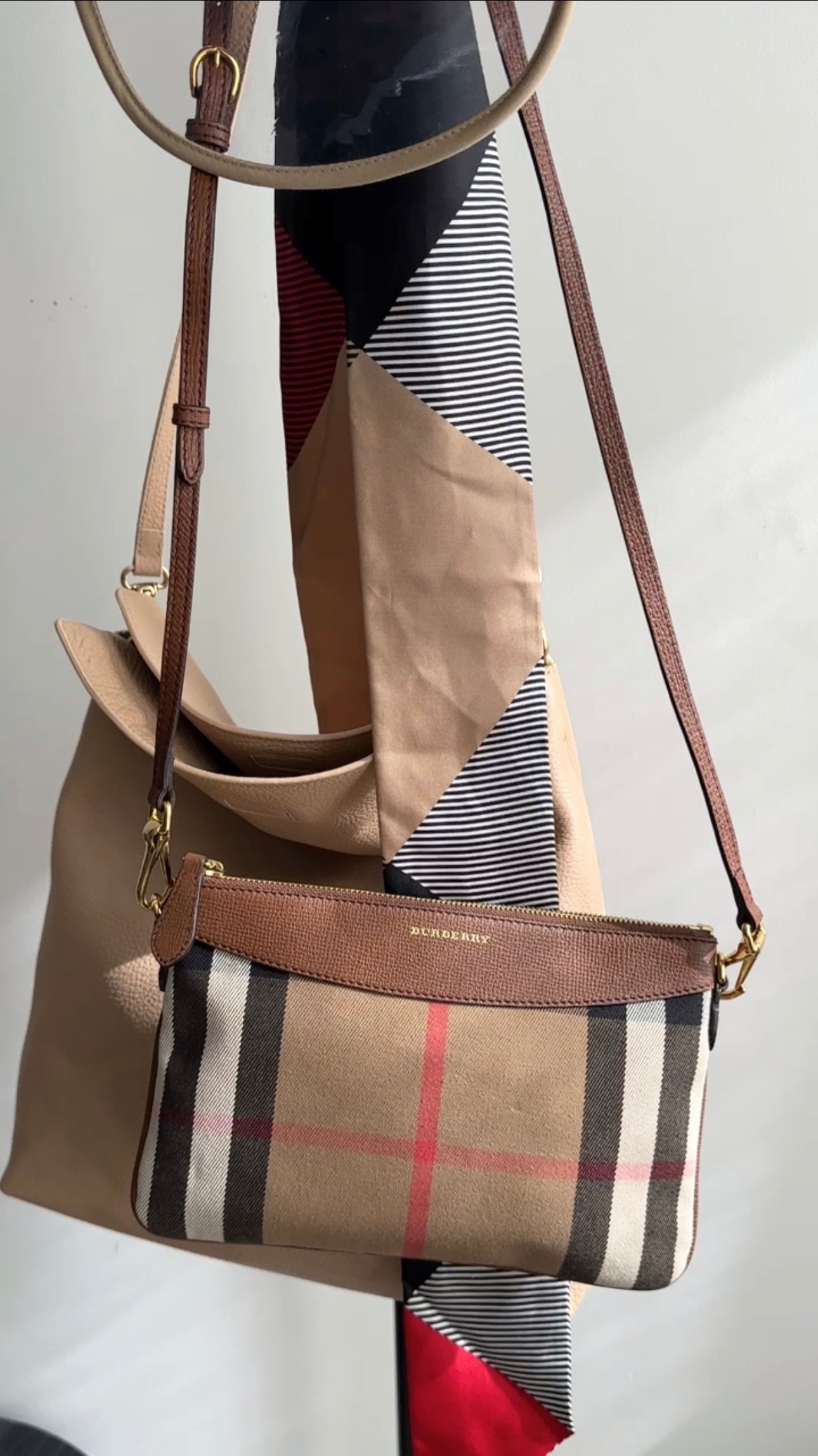 Burberry Beige Grained Leather 2-Way Shoulder Bag & Clutch Purse for Women | Luxury Designer Handbag for Work, Travel & Evening Events
