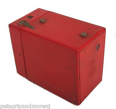 Vintage KODAK Rainbow Brownie Model C No. 2 120 Film Camera - Eastman Red Box Classic Collector's Item for Photography Enthusiasts & Retro Style Shoots