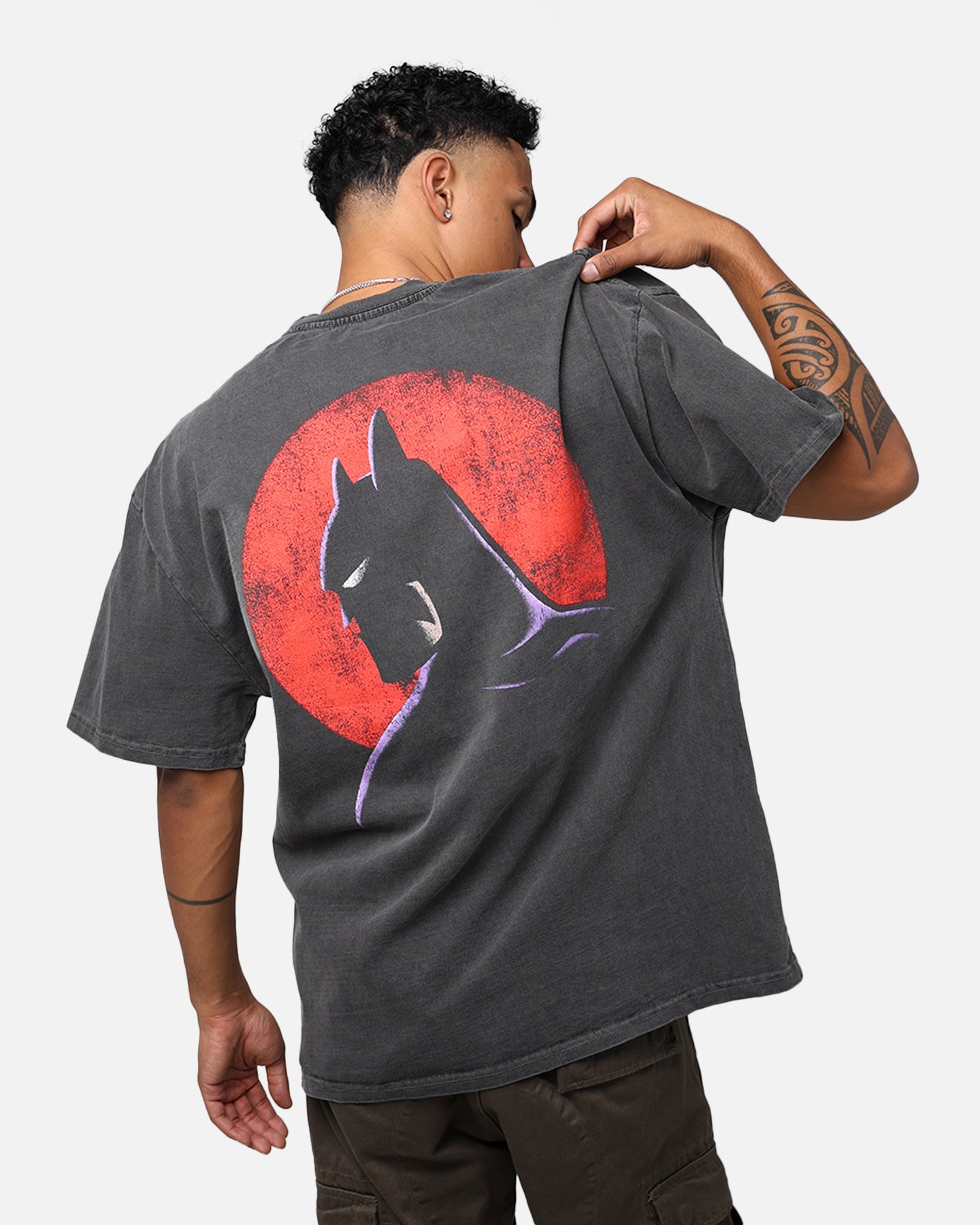 DC Batman The Animated Series Heavyweight Vintage Washed Black T-Shirt - Retro Superhero Graphic Tee for Men, Women - Perfect for Cosplay, Comic Con & Casual Wear