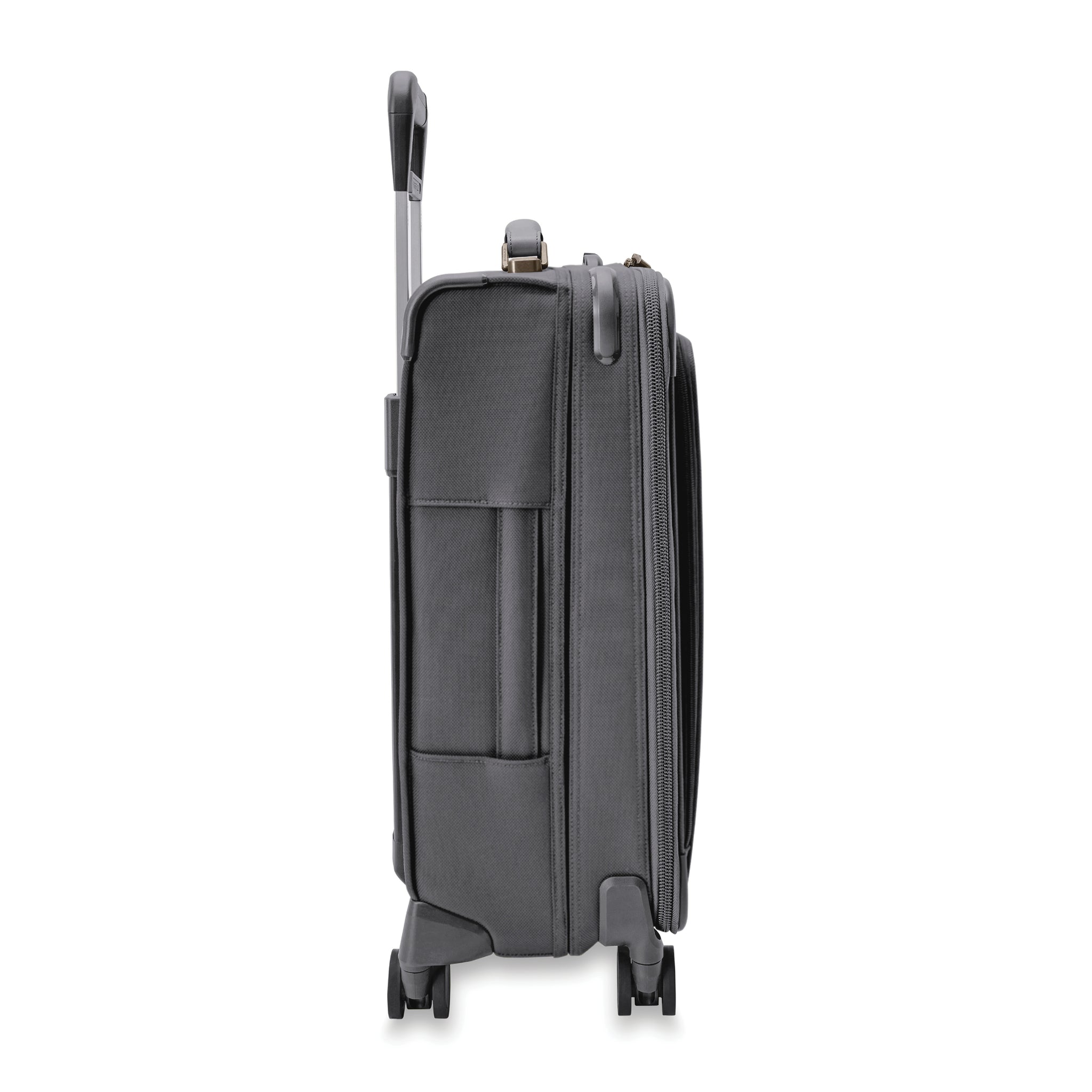 Briggs & Riley Baseline Essential Carry On Spinner Luggage - Lightweight Durable Suitcase for Business Travel & Weekend Getaways | Perfect for Airplane Overhead Bins & Quick Trips