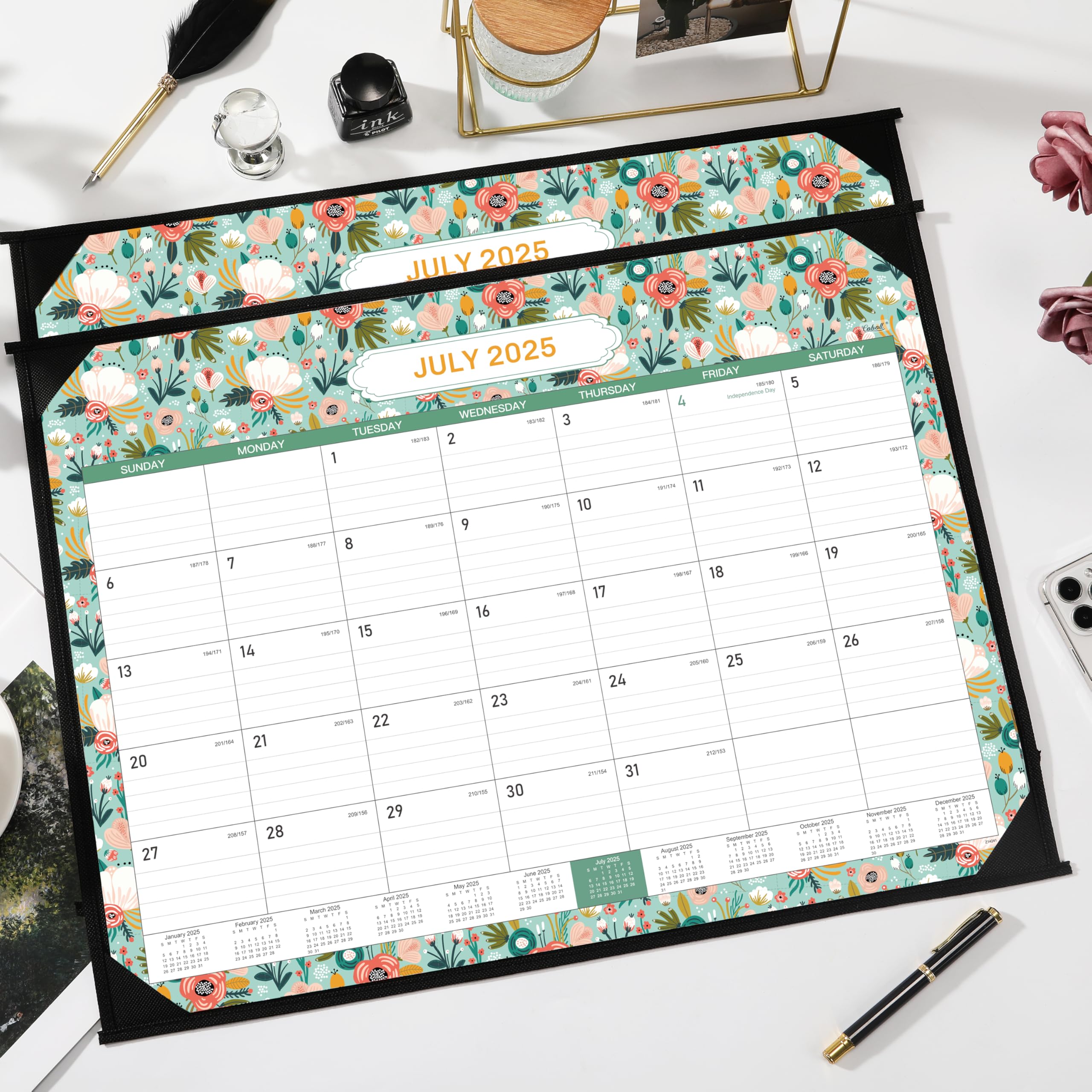 2025-2026 Large Desk Calendar | 22