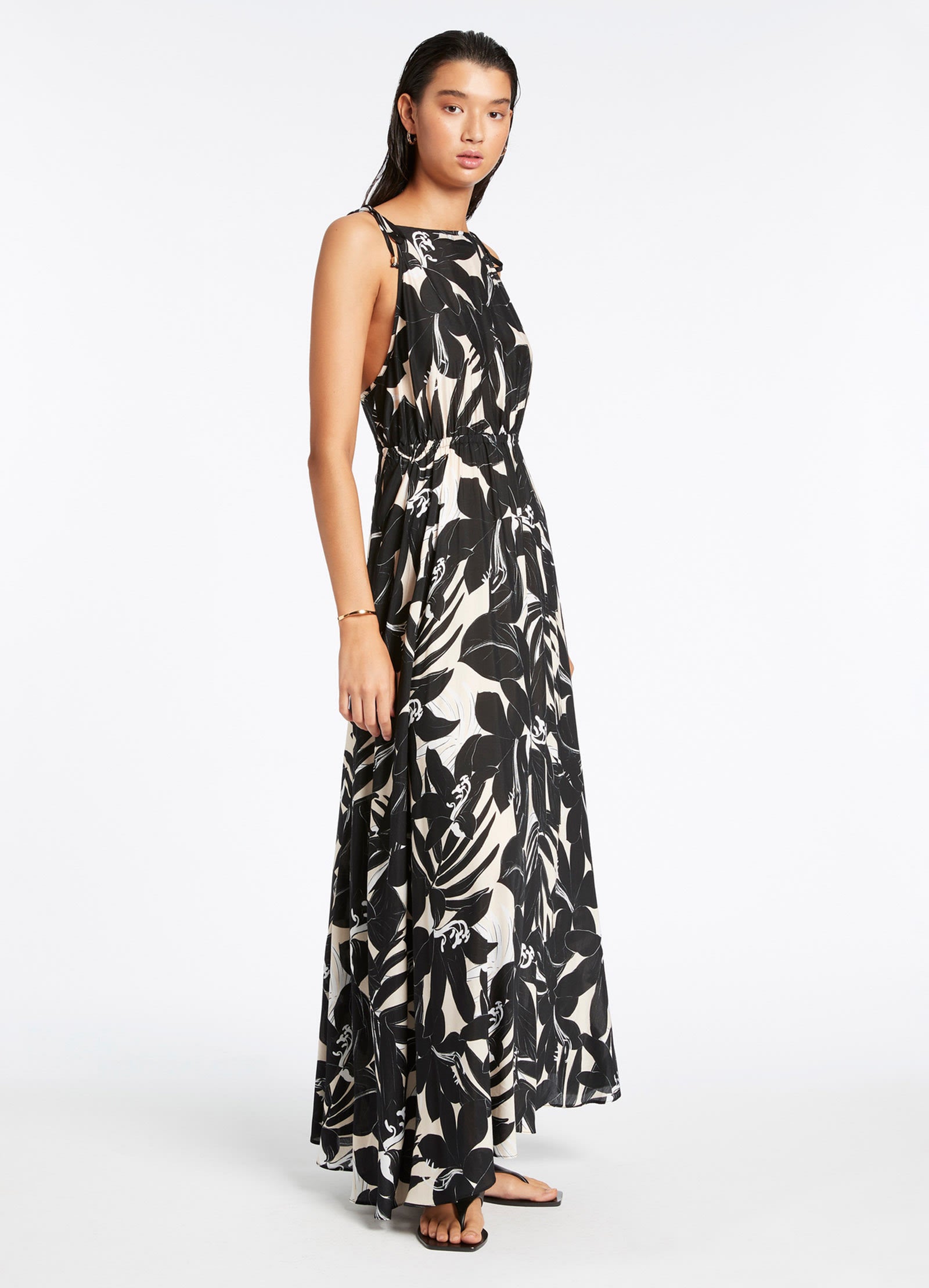 Floral Backless Maxi Dress for Women - Elegant Long Summer Evening Gown in Black - Perfect for Beach Weddings, Vacations & Date Nights