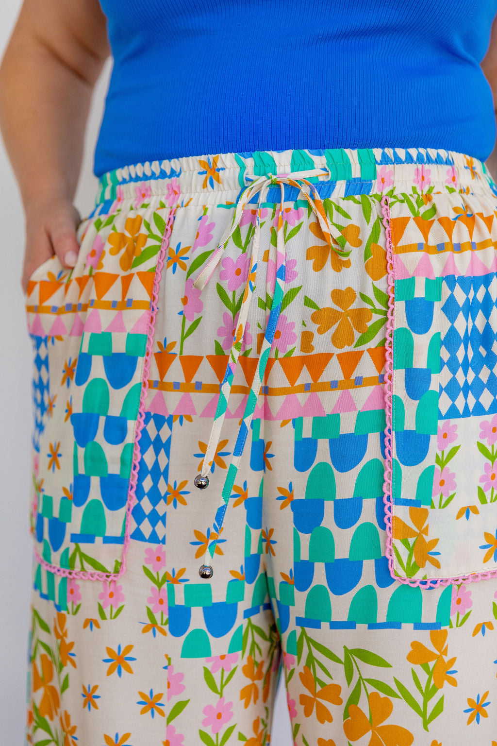 Luella Patch Garden Pants - Stylish Floral Print Women's Trousers for Casual Wear & Outdoor Activities