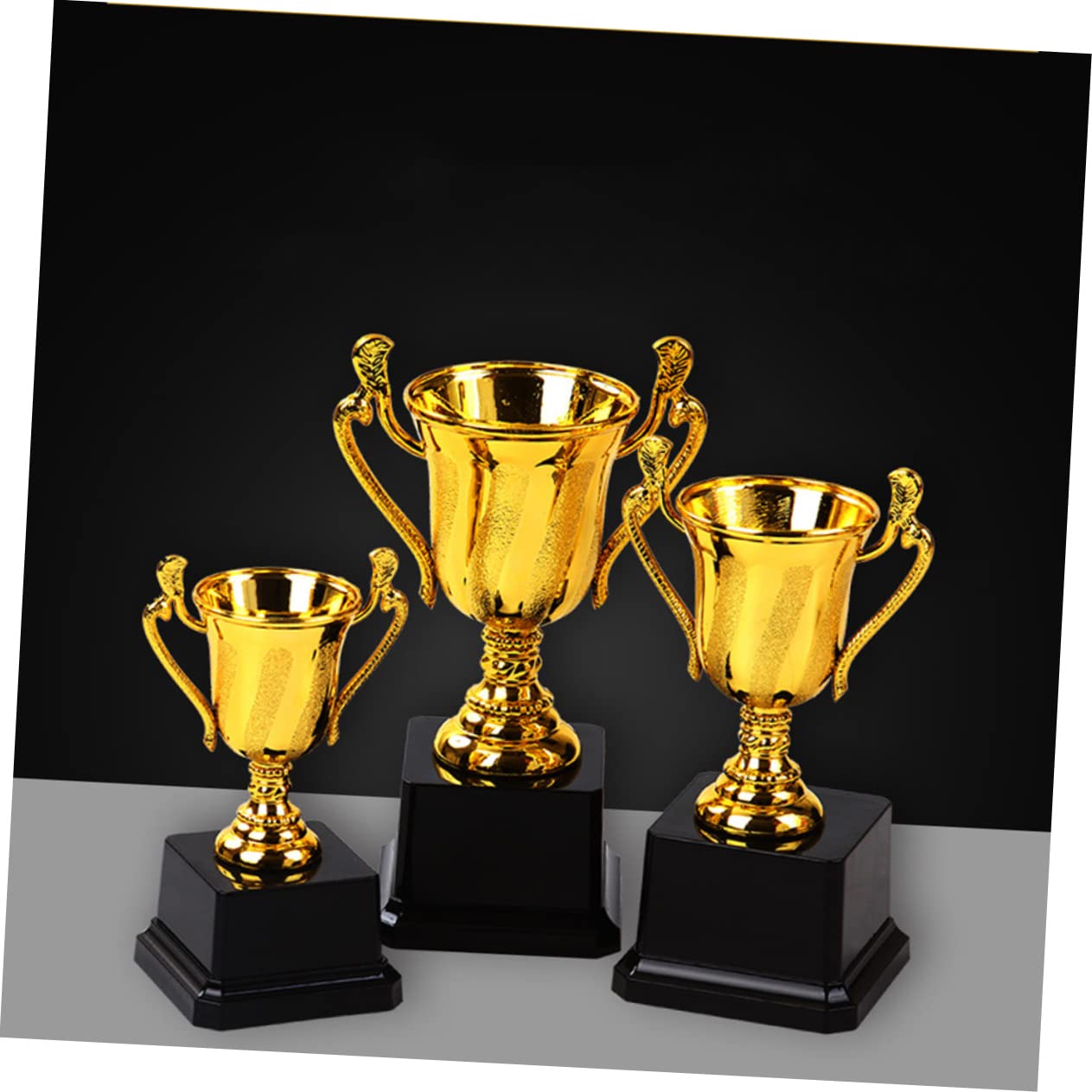 Kisangel 2-Pack Golden Award Trophies - Mini Prize Cups for Sports, Academic & Office Achievements - Reusable Party Decorations for Birthday, Graduation & Award Ceremonies