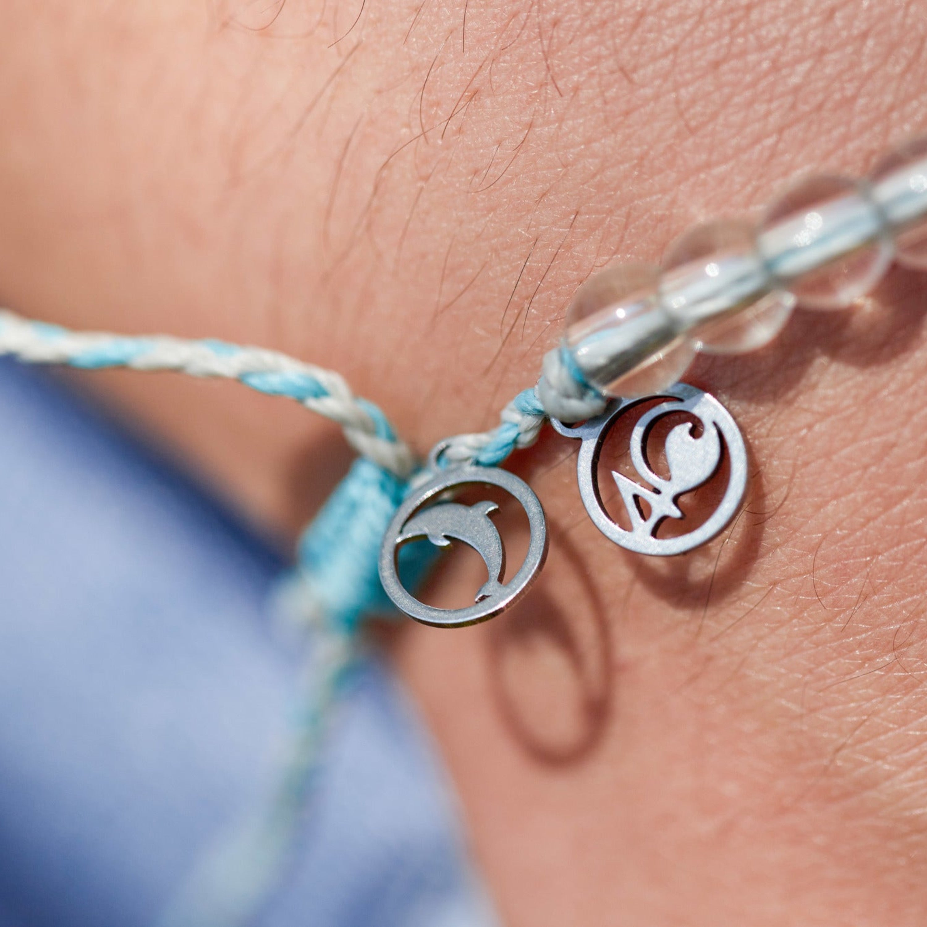 4ocean Dolphin Beaded Bracelet - Eco-Friendly Ocean Conservation Jewelry for Women & Men | Perfect for Beach Vacation, Ocean Lovers & Environmental Supporters