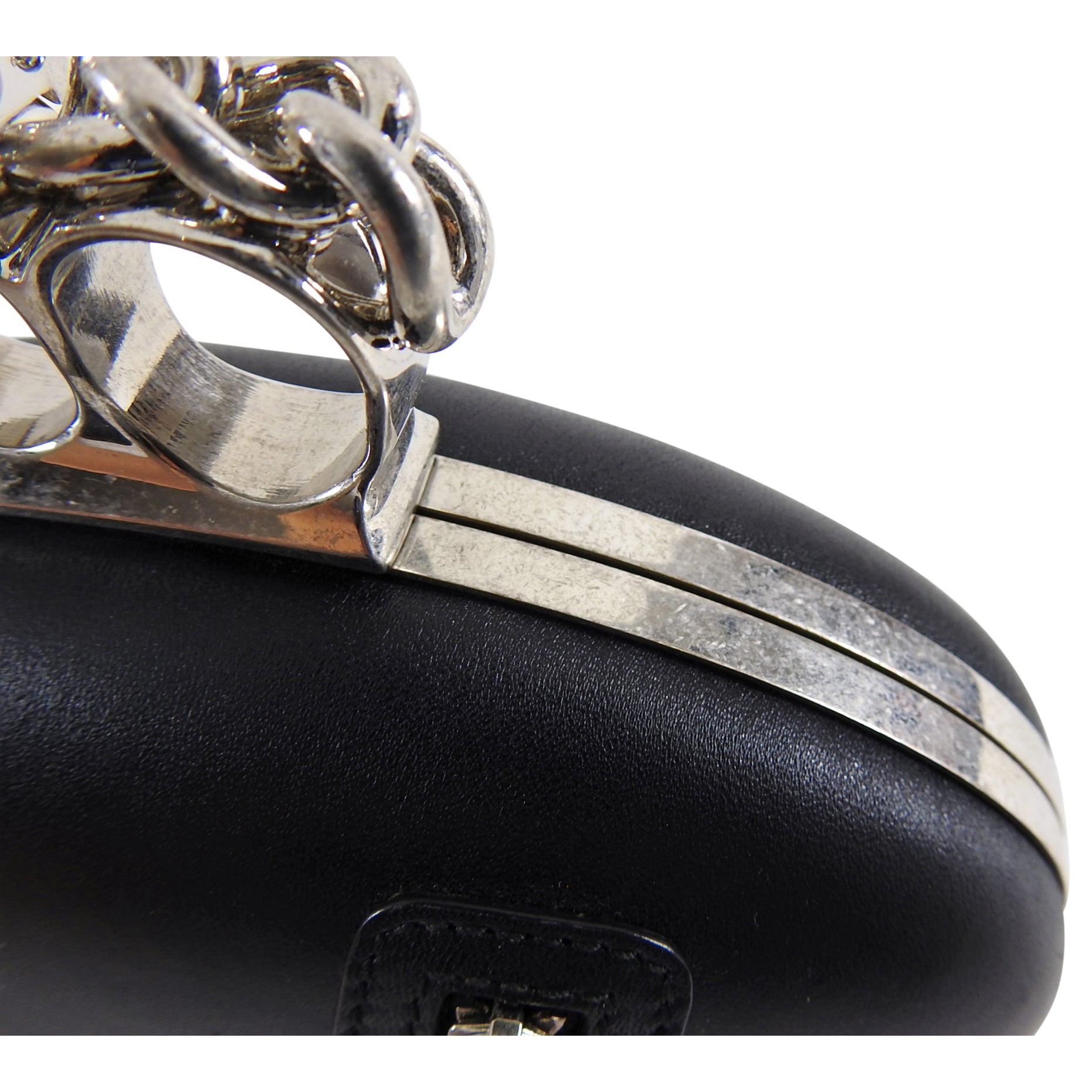 Alexander McQueen Black Knuckle Duster Zipper Clutch Bag - Luxury Designer Handbag for Women, Evening Parties & Special Occasions