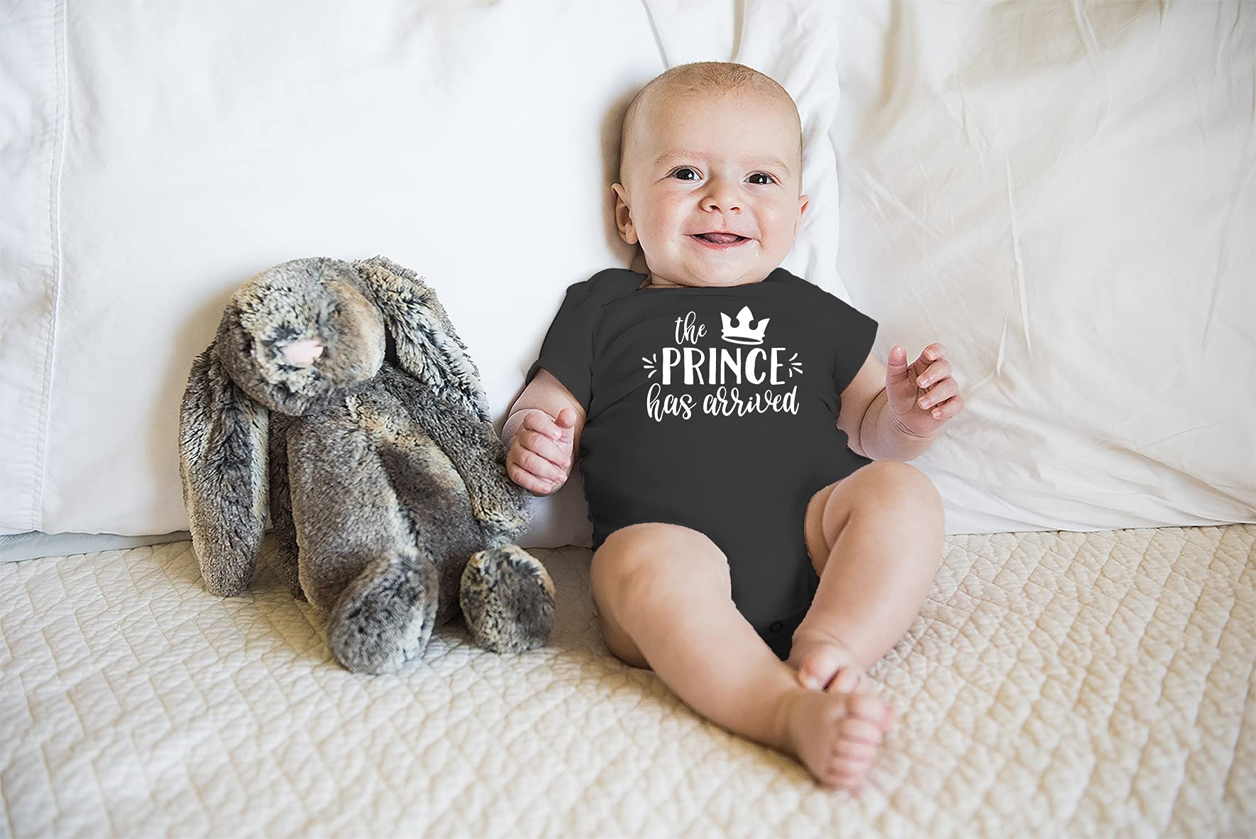 Funny Baby Boy Bodysuit - The Prince Has Arrived - Cute Newborn Outfits & Essentials for Boys - Perfect for Photoshoots, Birth Announcements & Special Occasions