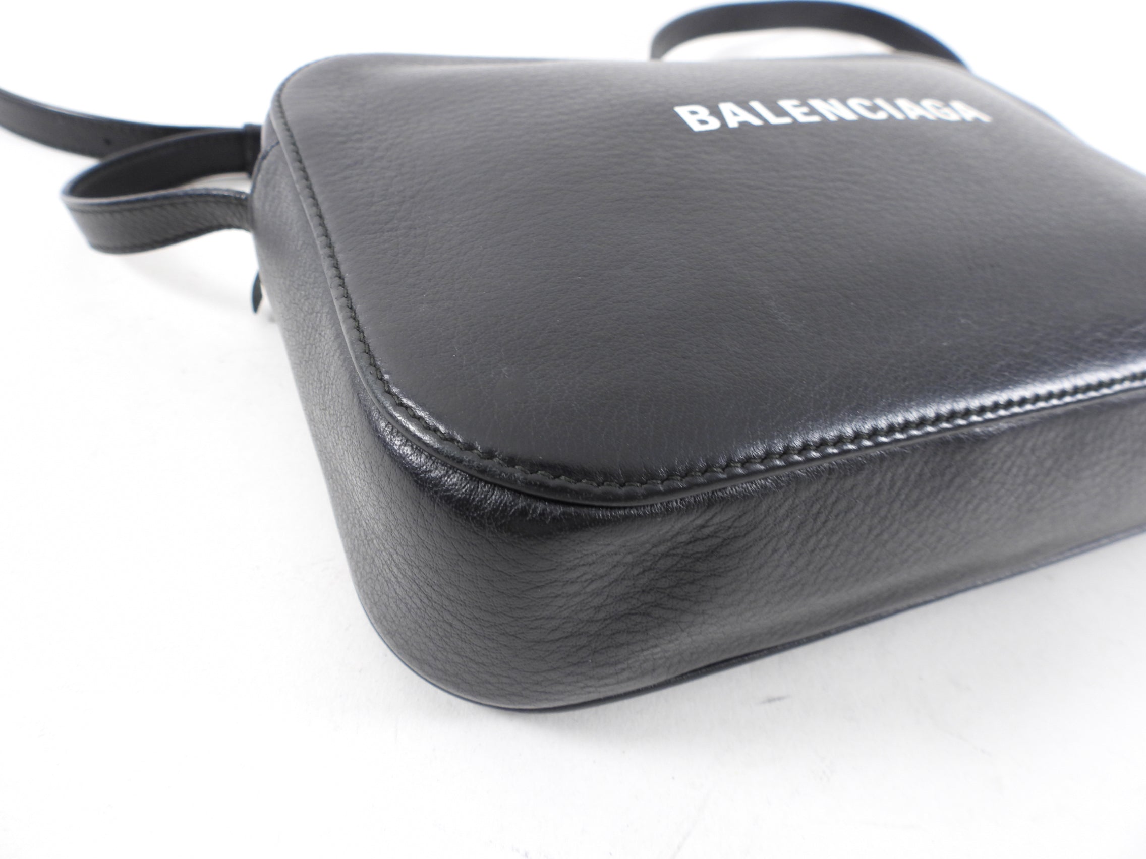 Balenciaga Black Leather Medium Everyday Camera Bag for Women - Stylish Crossbody Bag for Travel, Work & Daily Use