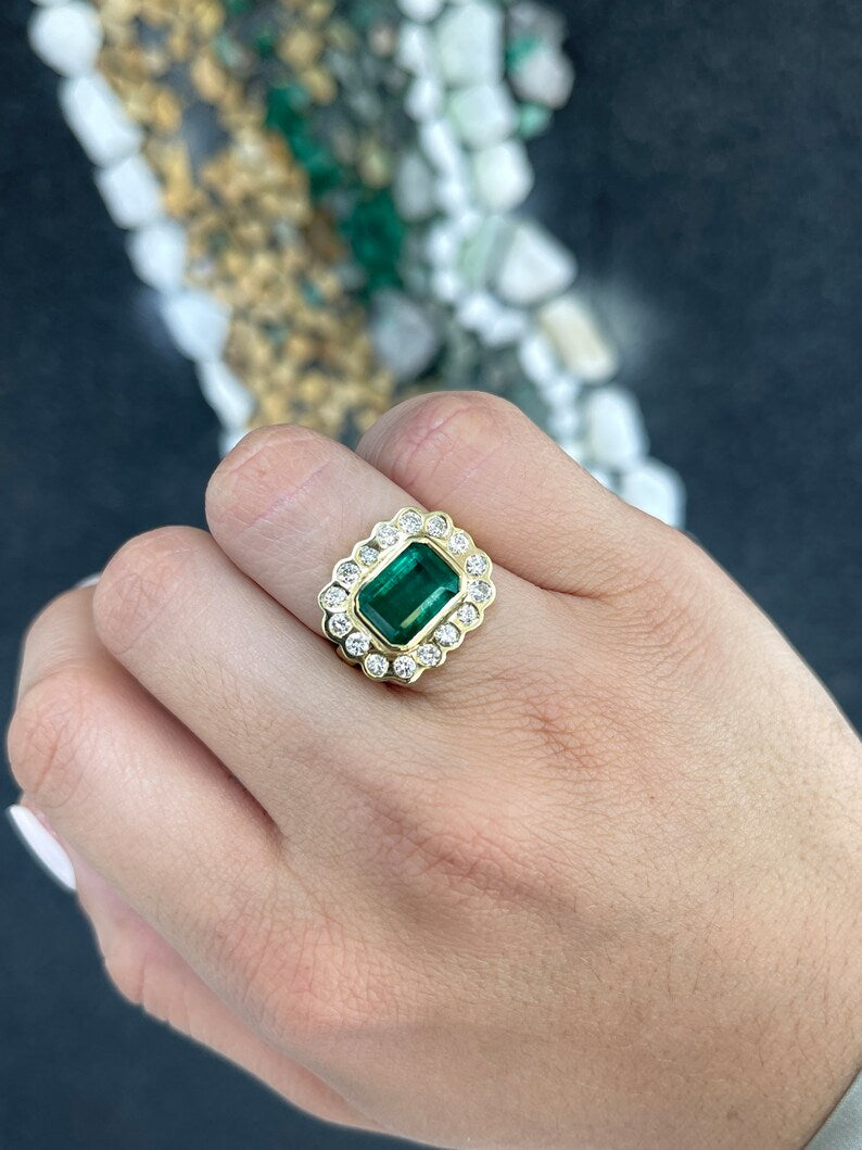 5.45tcw 18K Gold AAA+ Natural Earth Mined Emerald & Diamond Accent Floral Statement Ring for Women - Elegant Gift for Anniversary, Engagement, Wedding & Special Occasions