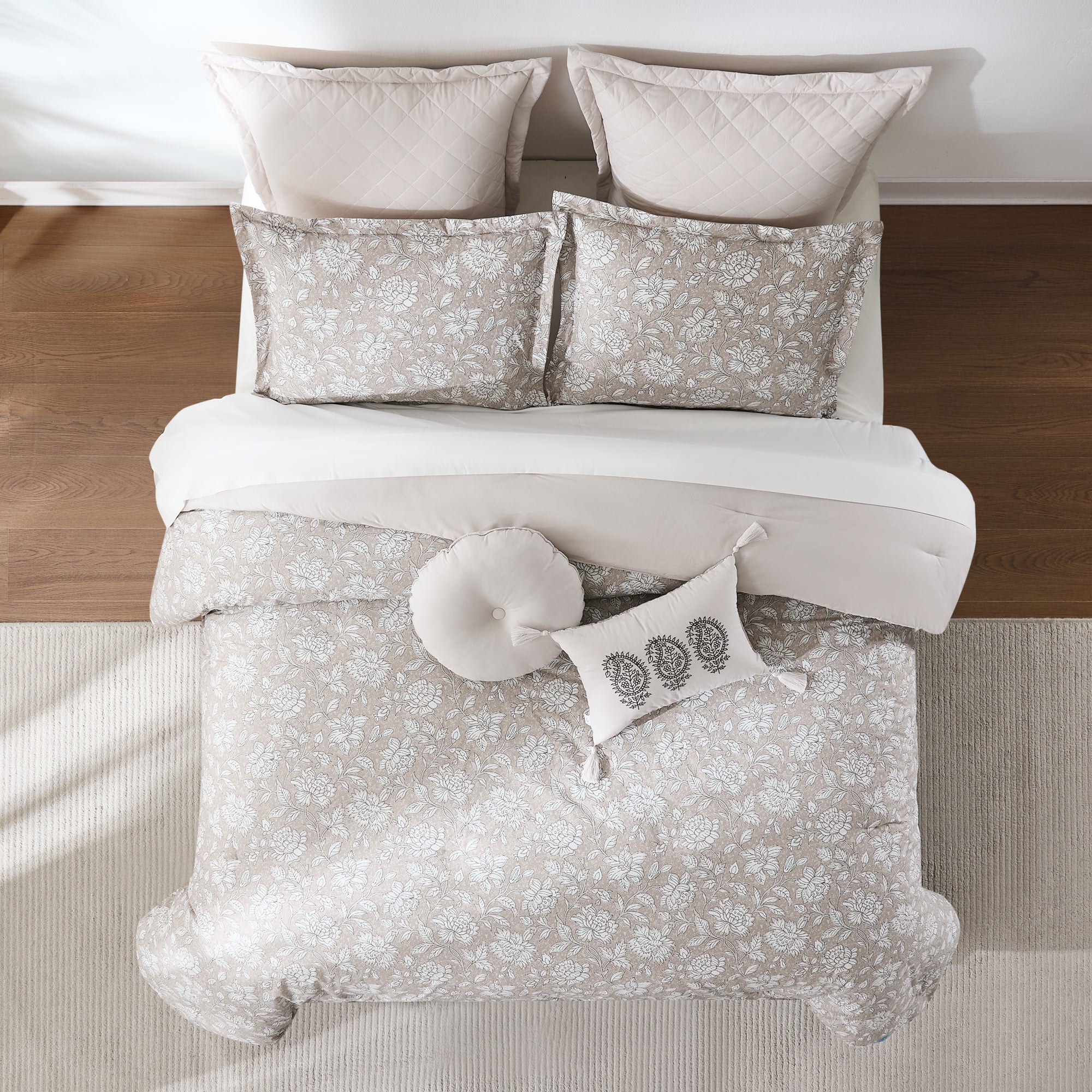 Zara Floral Print Cotton Comforter Set - 8 Piece Bedding Set with Pillowcases | Soft & Breathable for All Seasons | Perfect for Master Bedroom, Guest Room & Dorm Decor