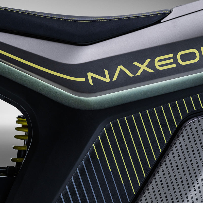 Naxeon I AM Pro Electric Motorcycle - 7.5kW High Power Motor, 72V Lithium Battery, Street Legal E-Bike for Commuting & Urban Riding