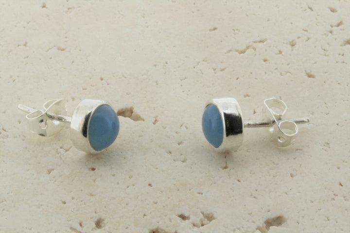 6mm Blue Chalcedony Stud Earrings for Women – Elegant Gemstone Jewelry for Everyday Wear & Special Occasions