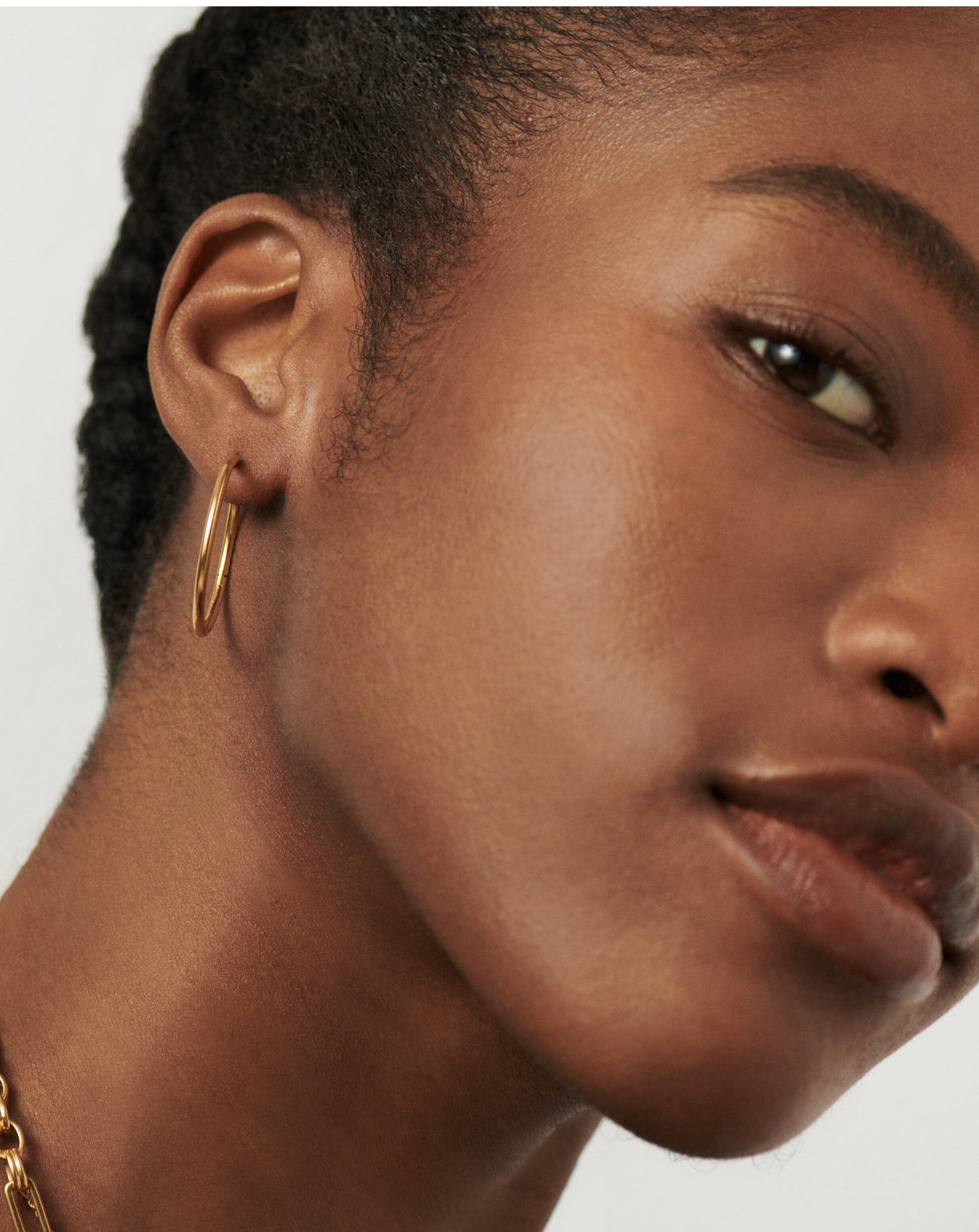 Classic Medium Hoop Earrings for Women - 18k Gold Vermeil Jewelry | Elegant Everyday Wear & Special Occasion Gift
