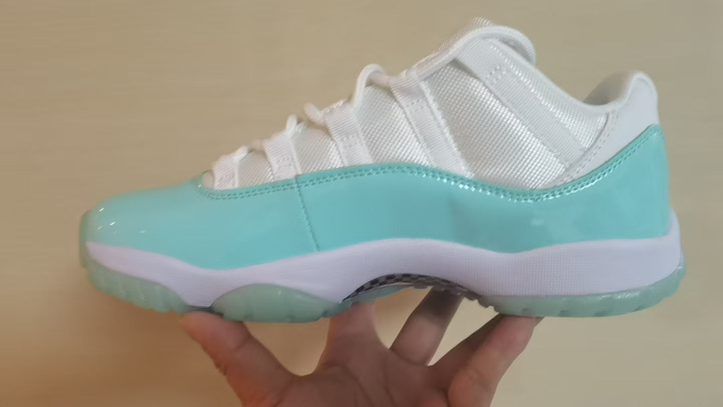 Stylish Comfortable Casual Sneakers for Men & Women - Perfect for Walking, Running & Everyday Wear