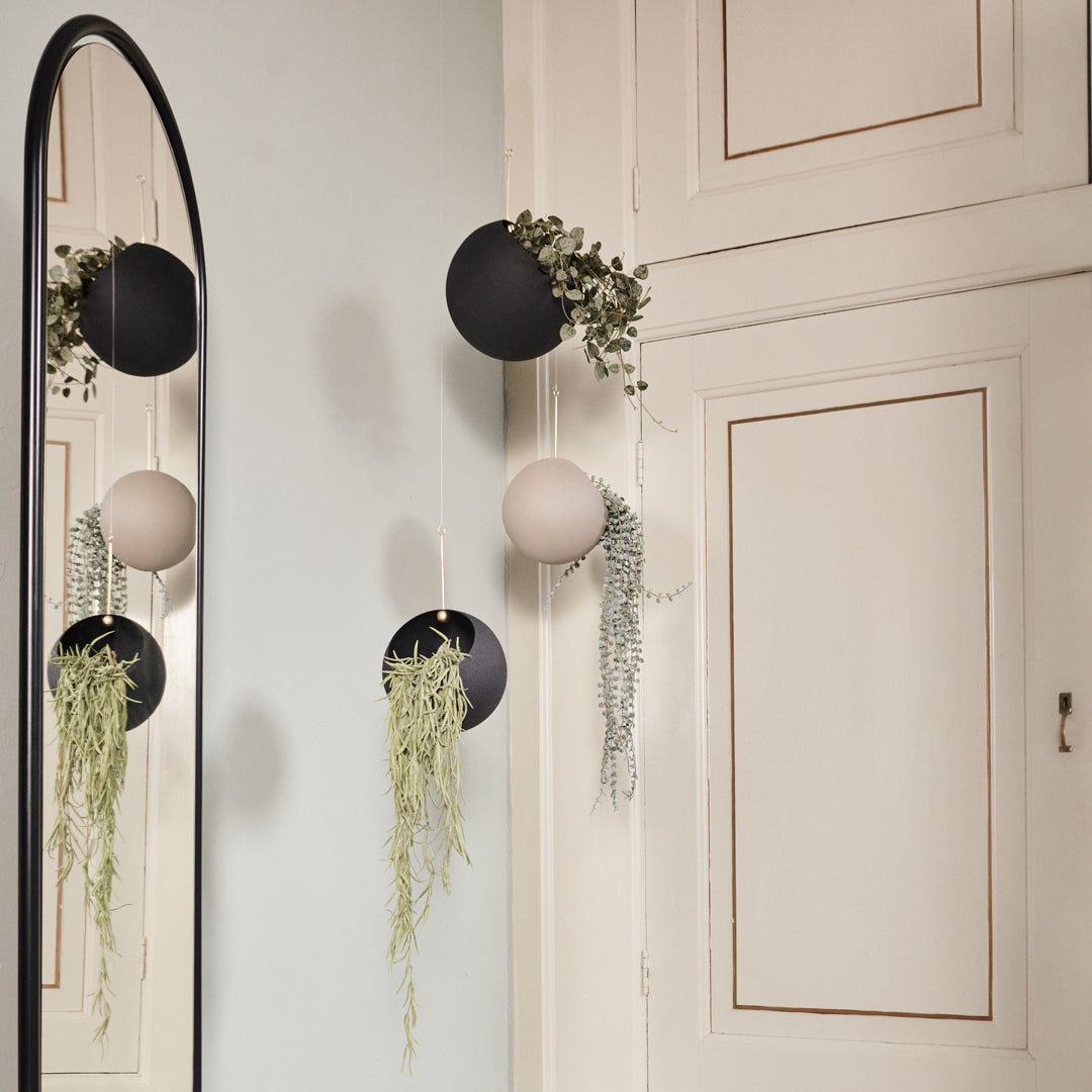 Hanging Globe Flower Pot - Large Set of 2 - Decorative Outdoor/Indoor Planter for Balcony, Garden & Home Decor