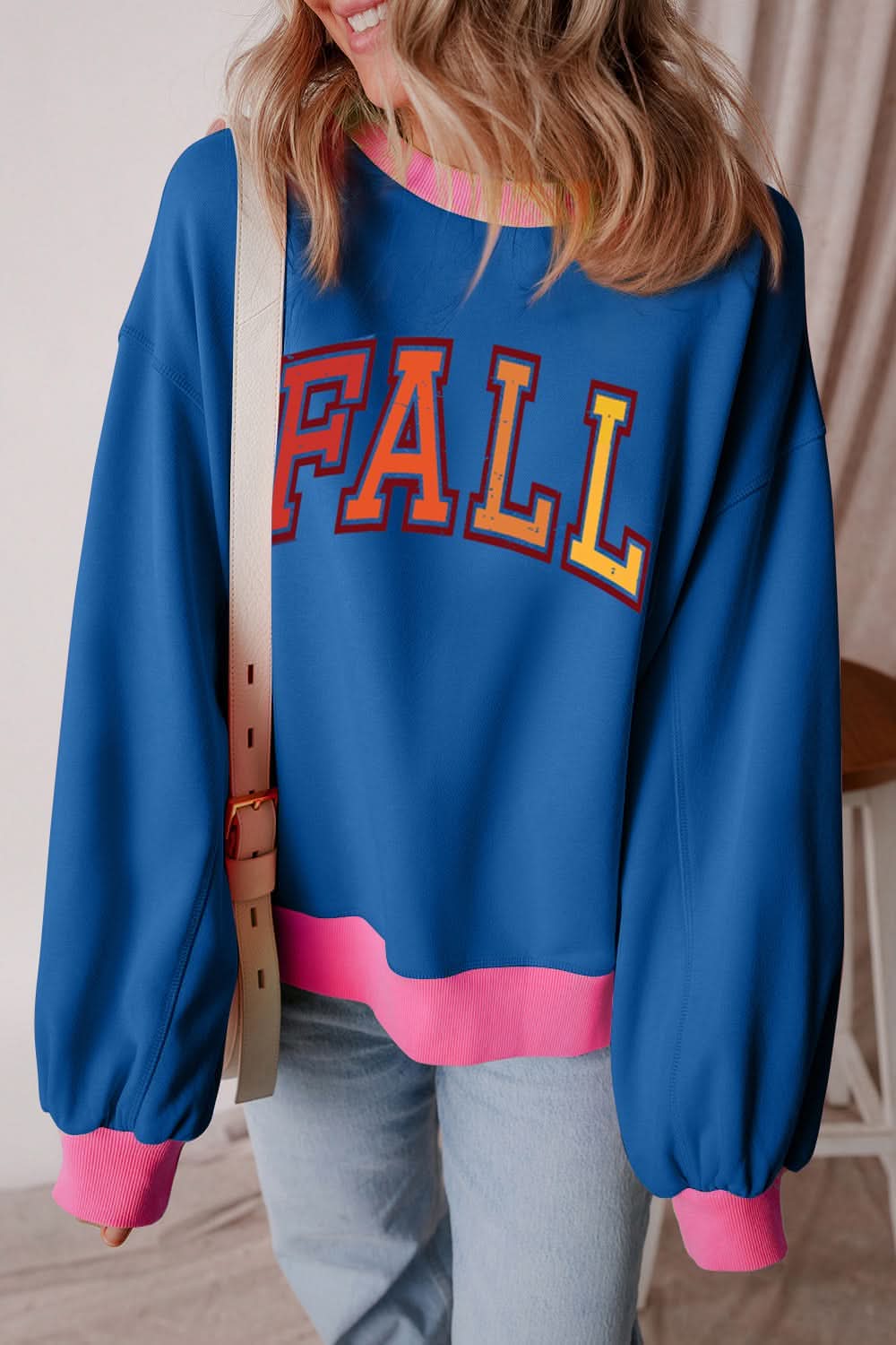 Stylish Letter Print Long Sleeve T-Shirt for Women - Trendy Casual Top for Fall & Winter - Perfect for Layering, Office Wear & Weekend Outfits